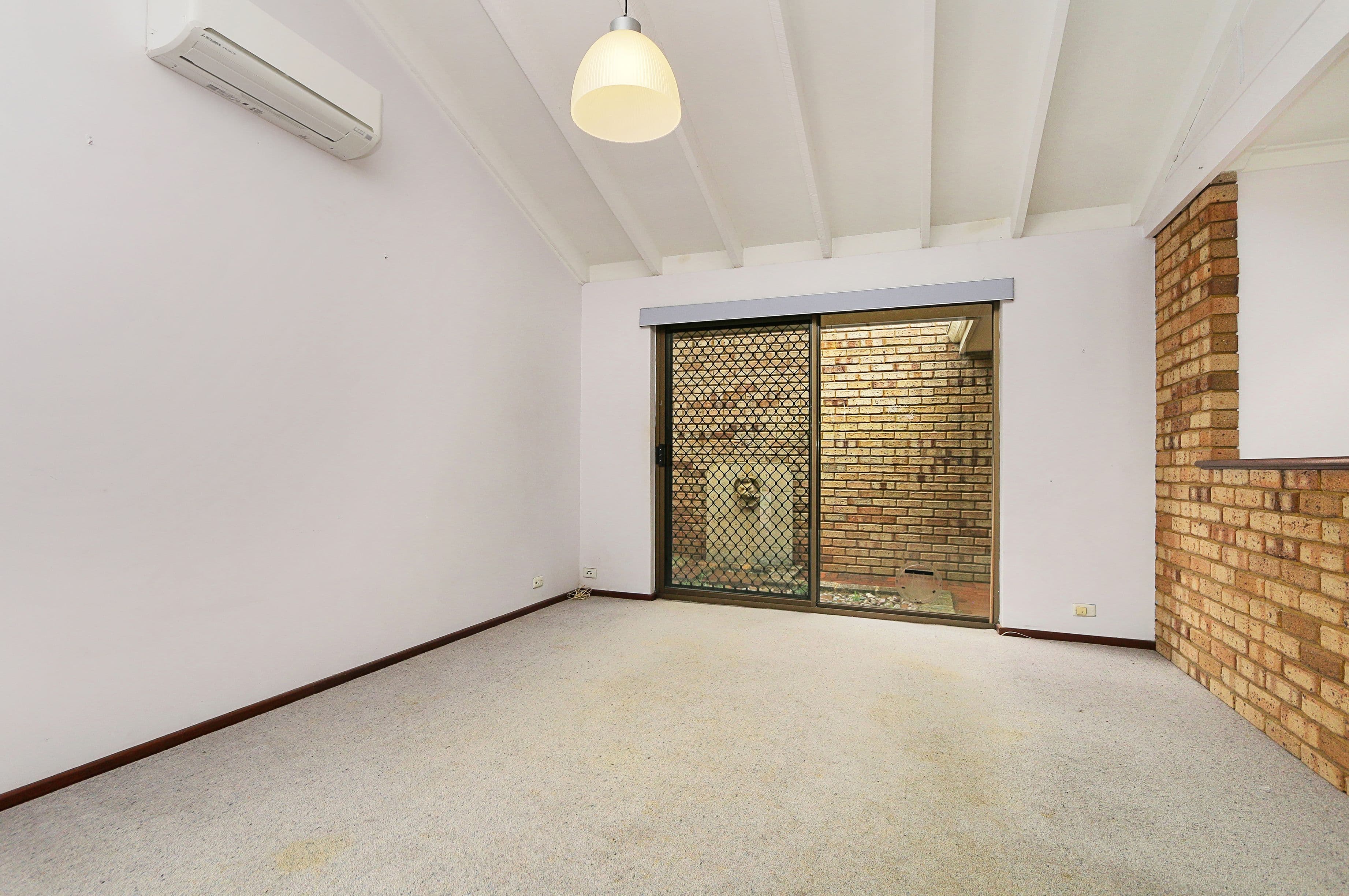 7 Hesford Avenue, Mount Pleasant WA 6153, Mount Pleasant - Thumbnail 3