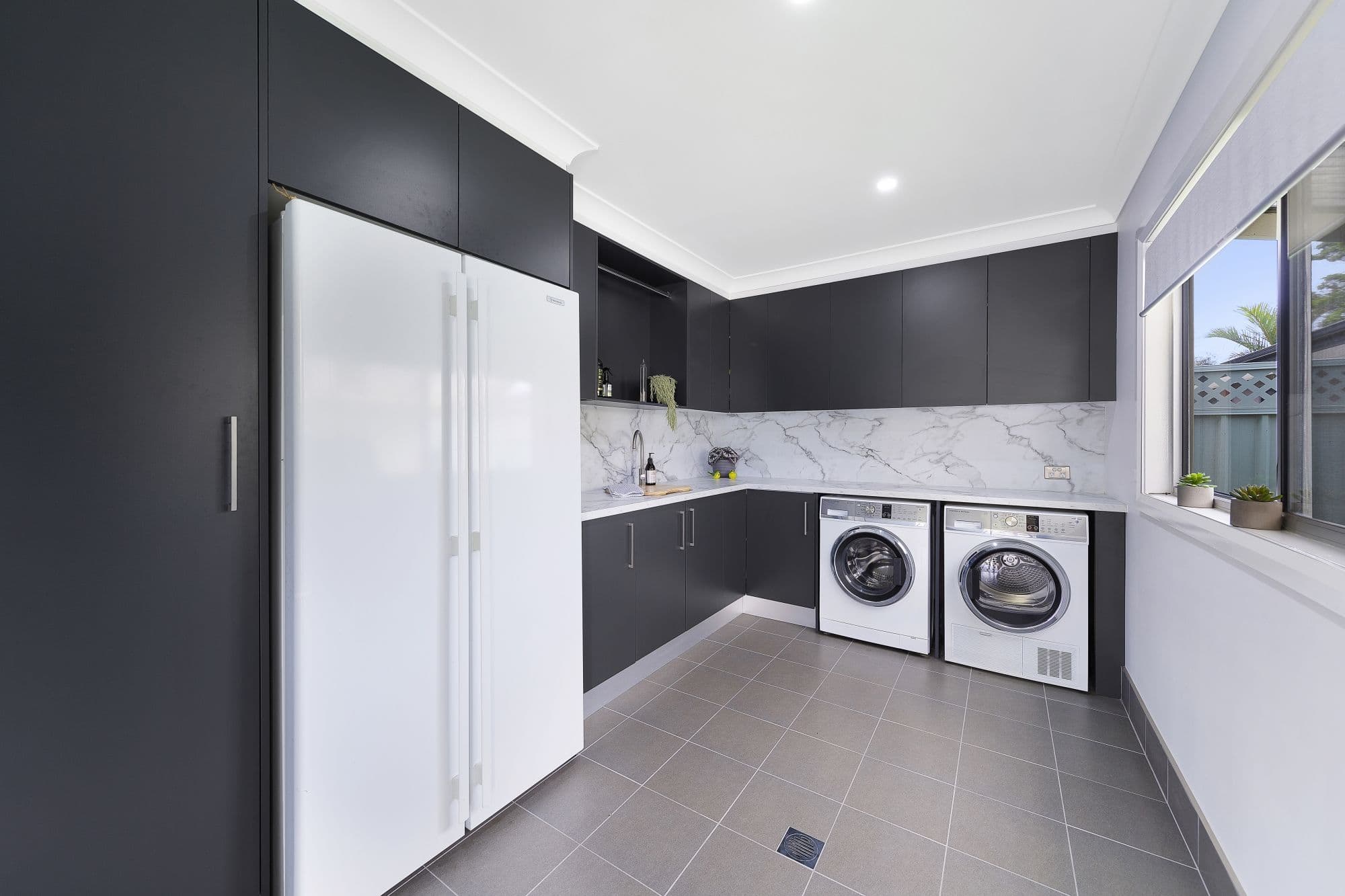 33 Kathleen White Crescent, Killarney Vale NSW 2261, Killarney Vale - Thumbnail 3