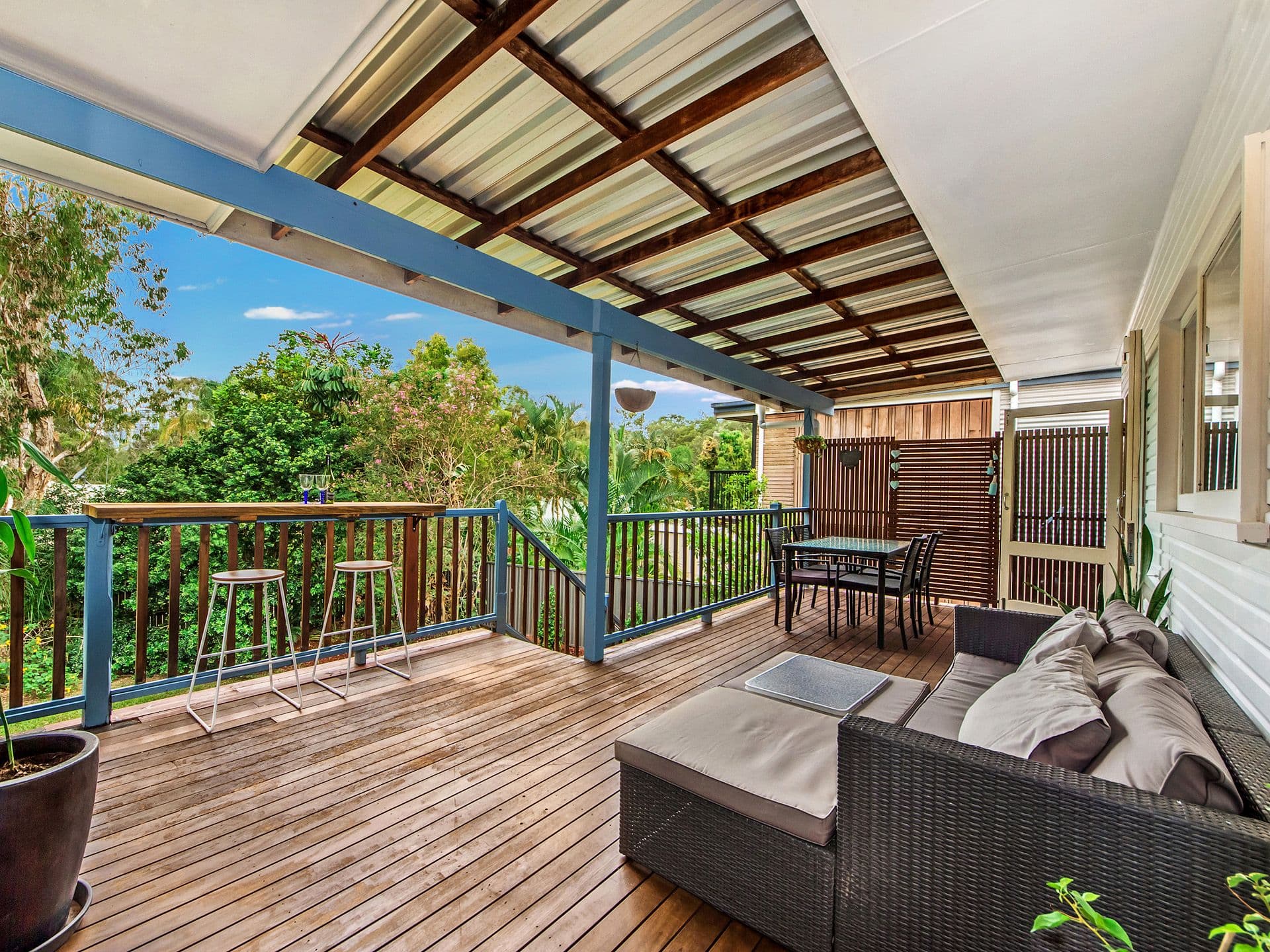 6 West King Lane, Southport QLD 4215, Southport - Image 1