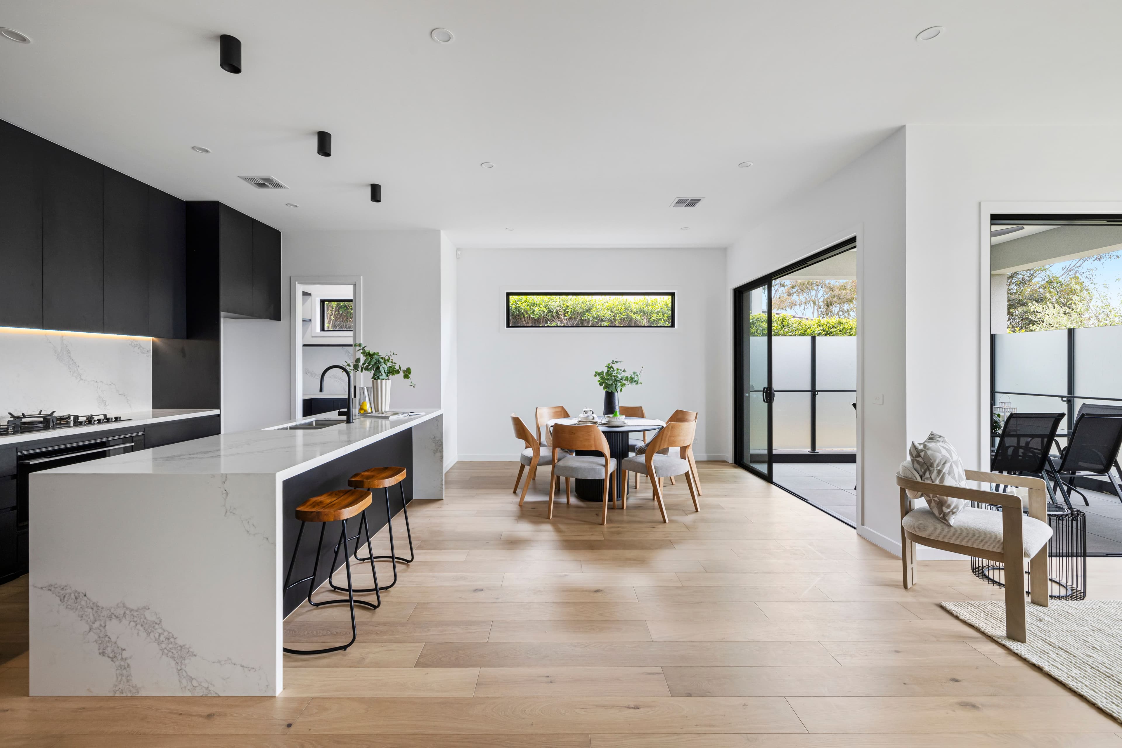 10A Griffiths Court, Mount Waverley VIC 3149, Mount Waverley - Thumbnail 3