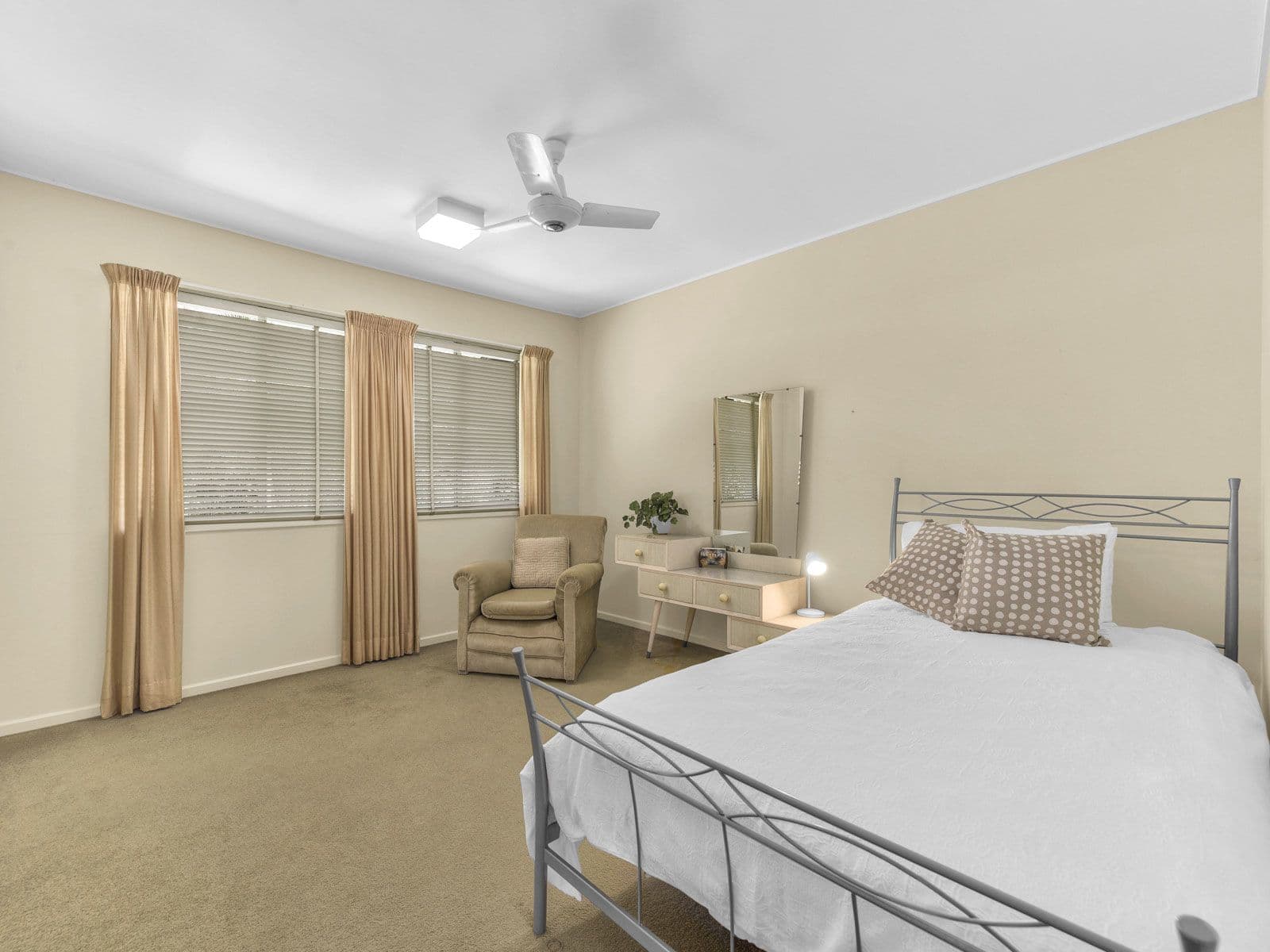1 Harvard Street, Kenmore QLD 4069, Kenmore - Thumbnail 8