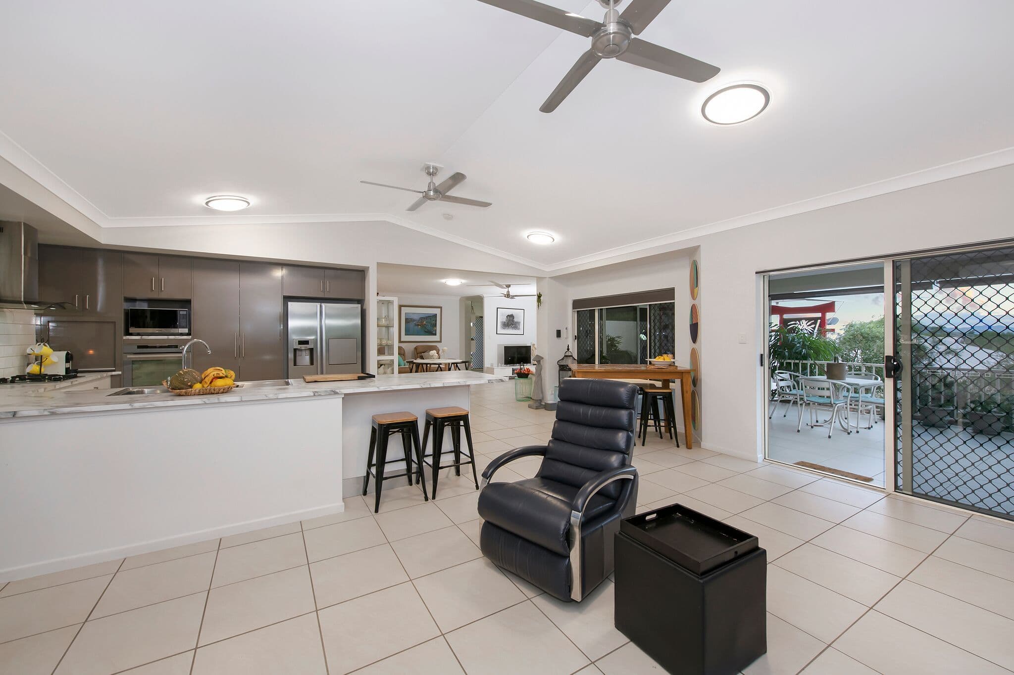 8 Palomar Court, Mount Louisa QLD 4814, Mount Louisa - Thumbnail 3