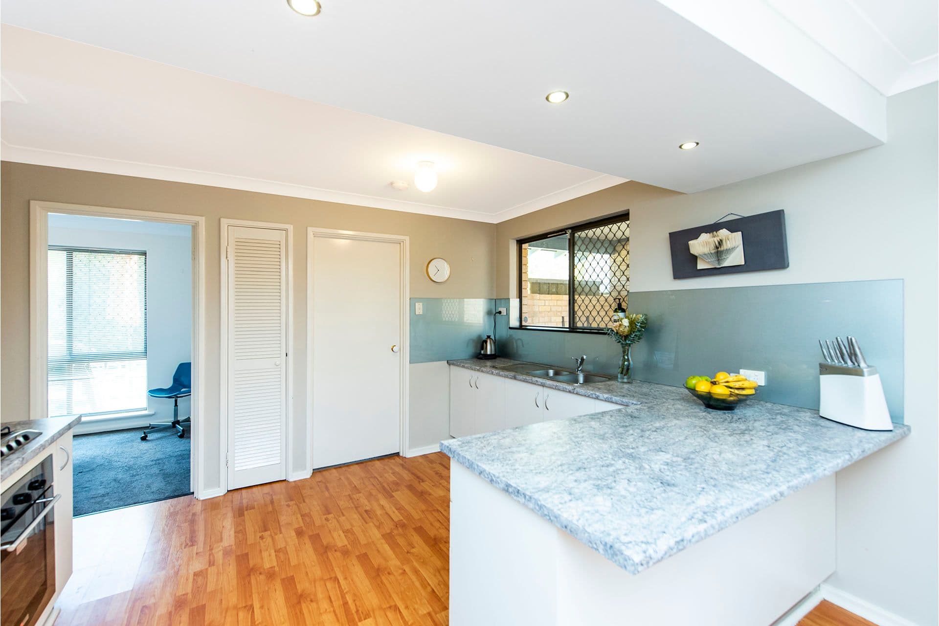 2/14 Onslow Street, Fremantle WA 6160, Fremantle - Thumbnail 2