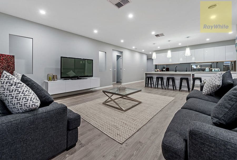 19 Pioneer Street, Craigieburn VIC 3064, Craigieburn - Thumbnail 6