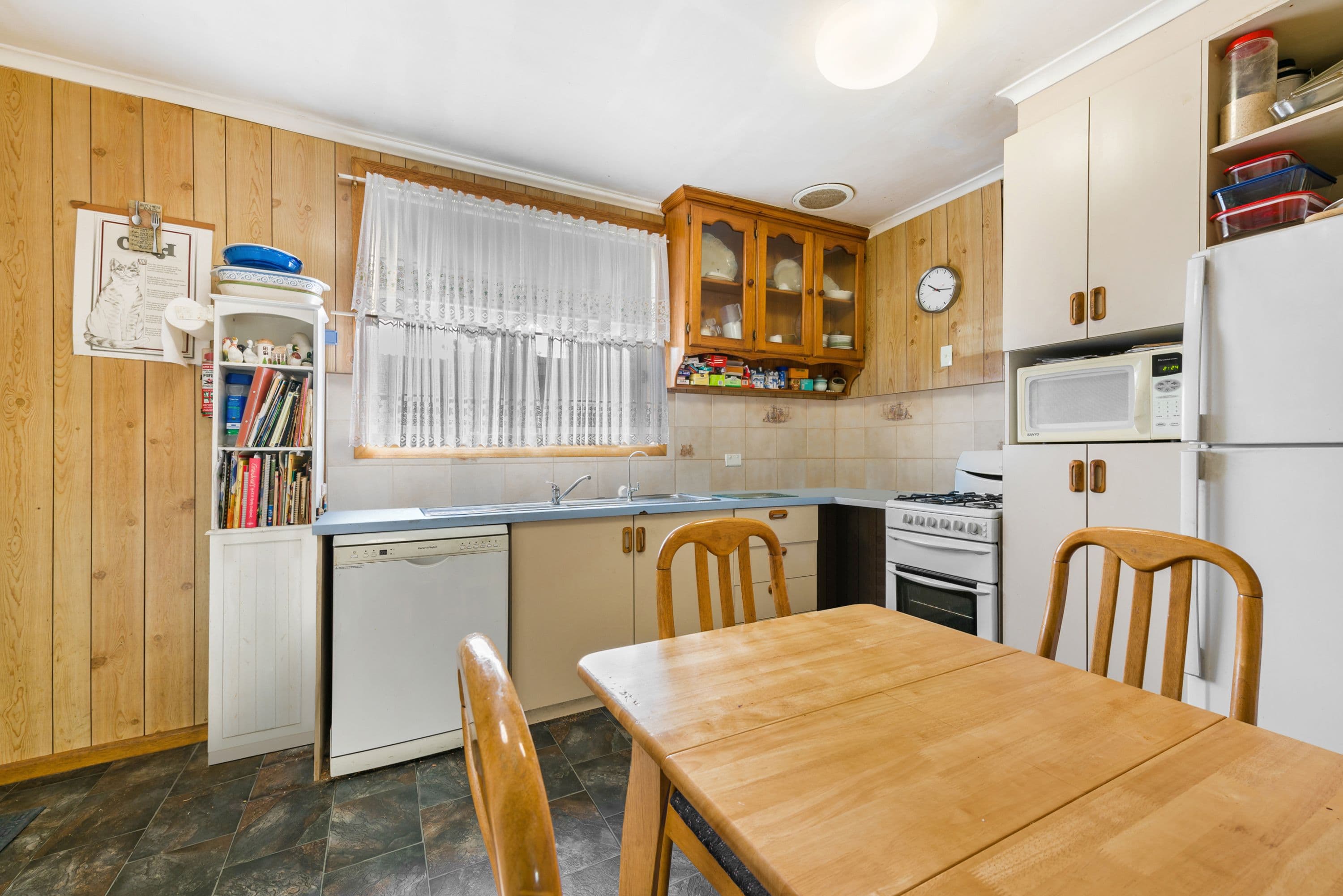 4 Cherrytree Rise, Knoxfield VIC 3180, Knoxfield - Thumbnail 4