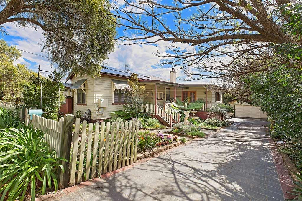 15 Rens Street, Booragul NSW 2284, Booragul - Image 1
