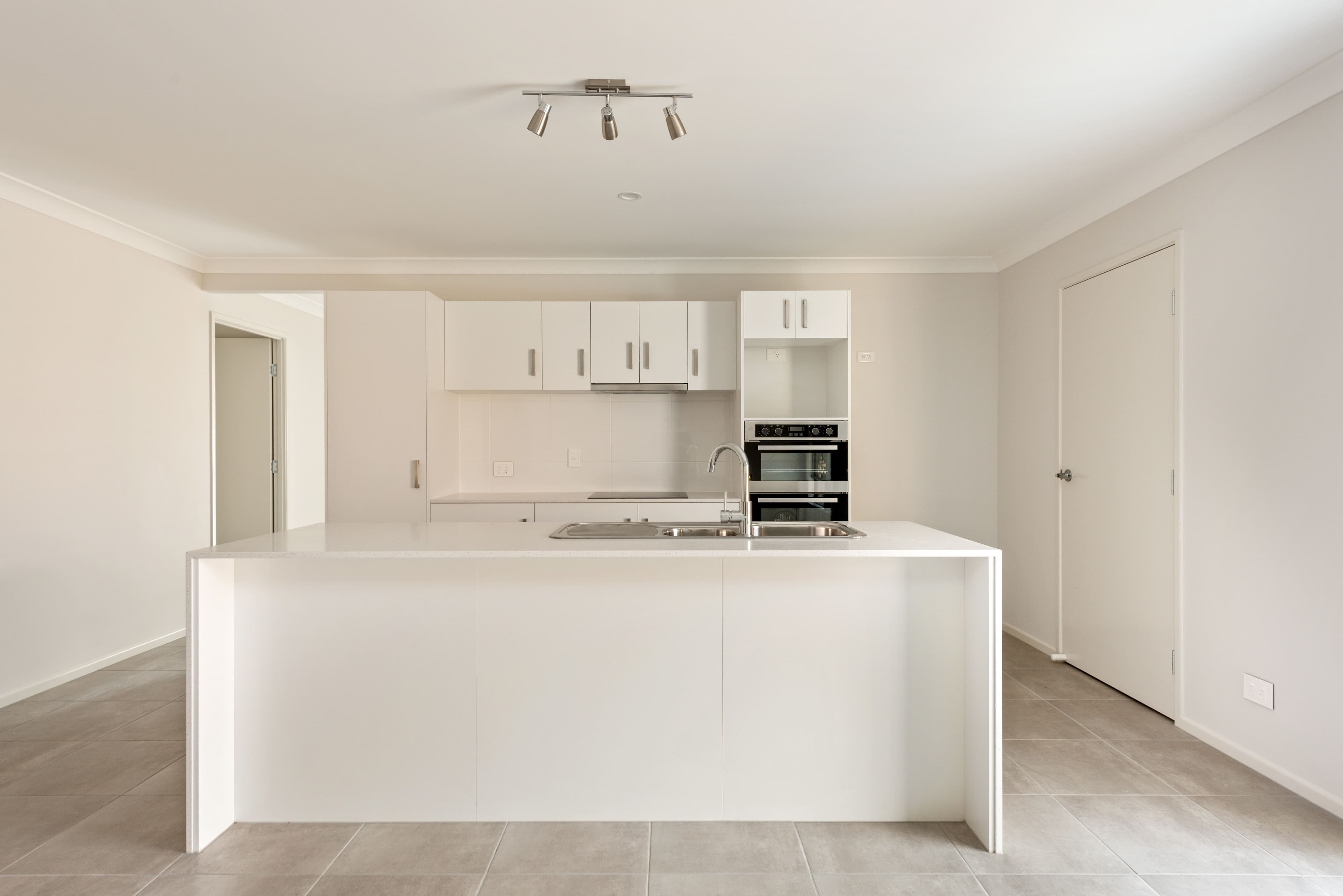 64 Dillon Road, The Gap QLD 4061, The Gap - Thumbnail 4