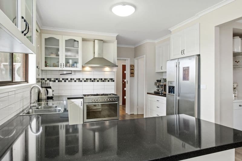 125 Souths Road, Grenville VIC 3352, Grenville - Thumbnail 6