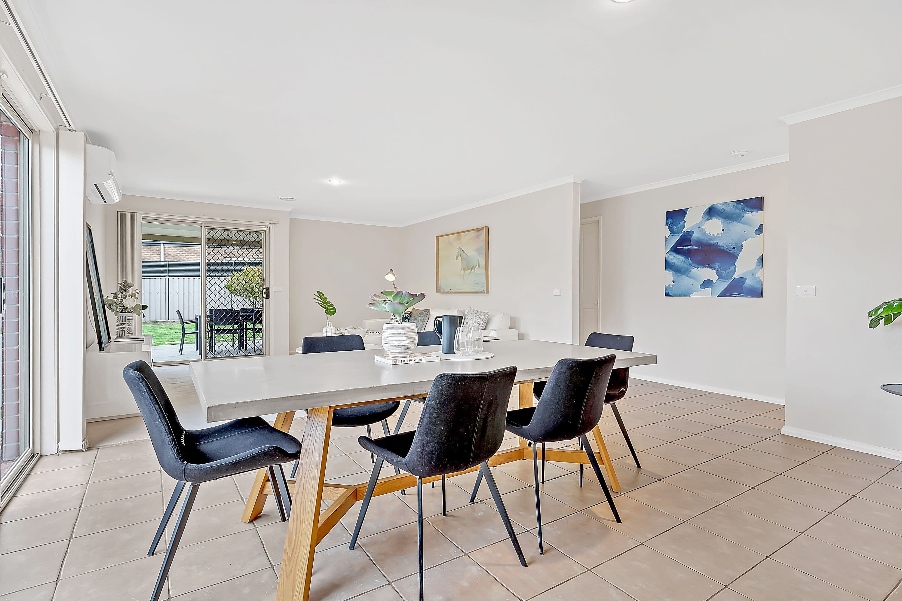 29 Bowral Loop, Craigieburn VIC 3064, Craigieburn - Thumbnail 5