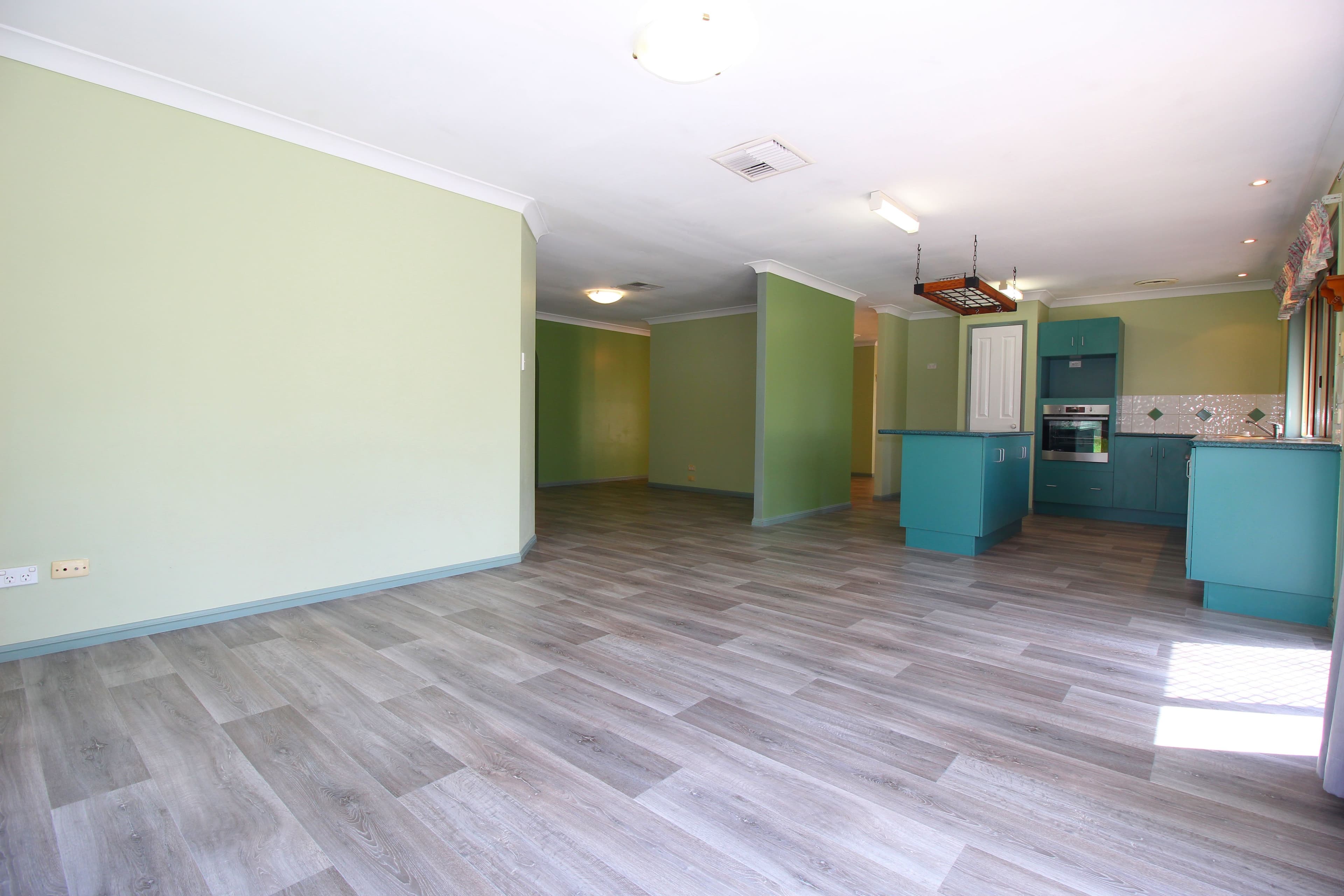 56 Long Street, Emerald QLD 4720, Emerald - Thumbnail 7