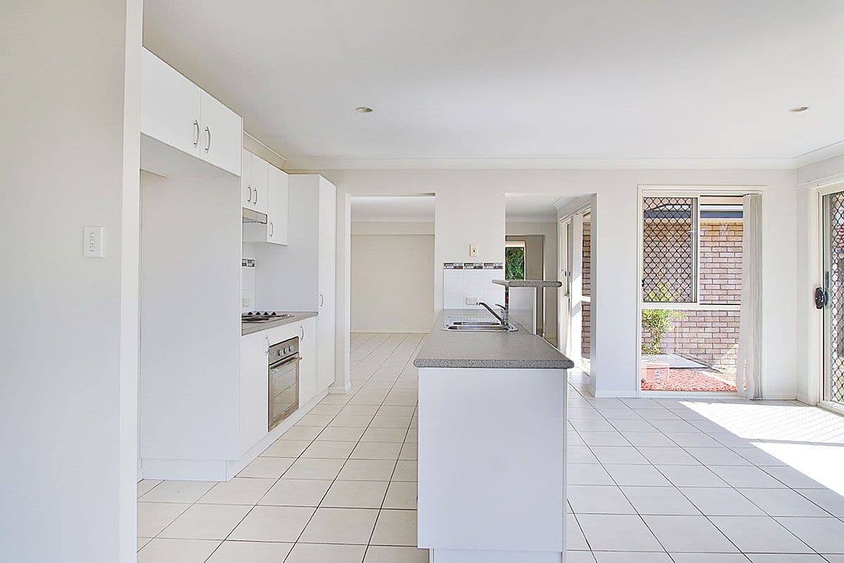 6 Toronto Court, Brassall QLD 4305, Brassall - Thumbnail 3