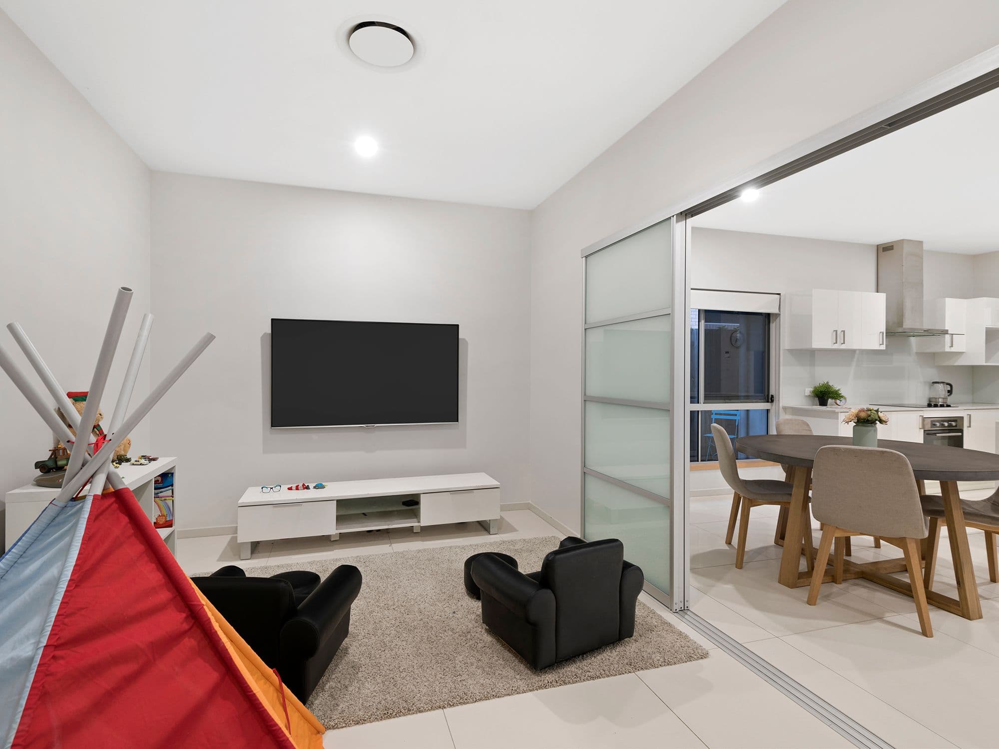 4 Woodgate Street, Oxley QLD 4075, Oxley - Thumbnail 4