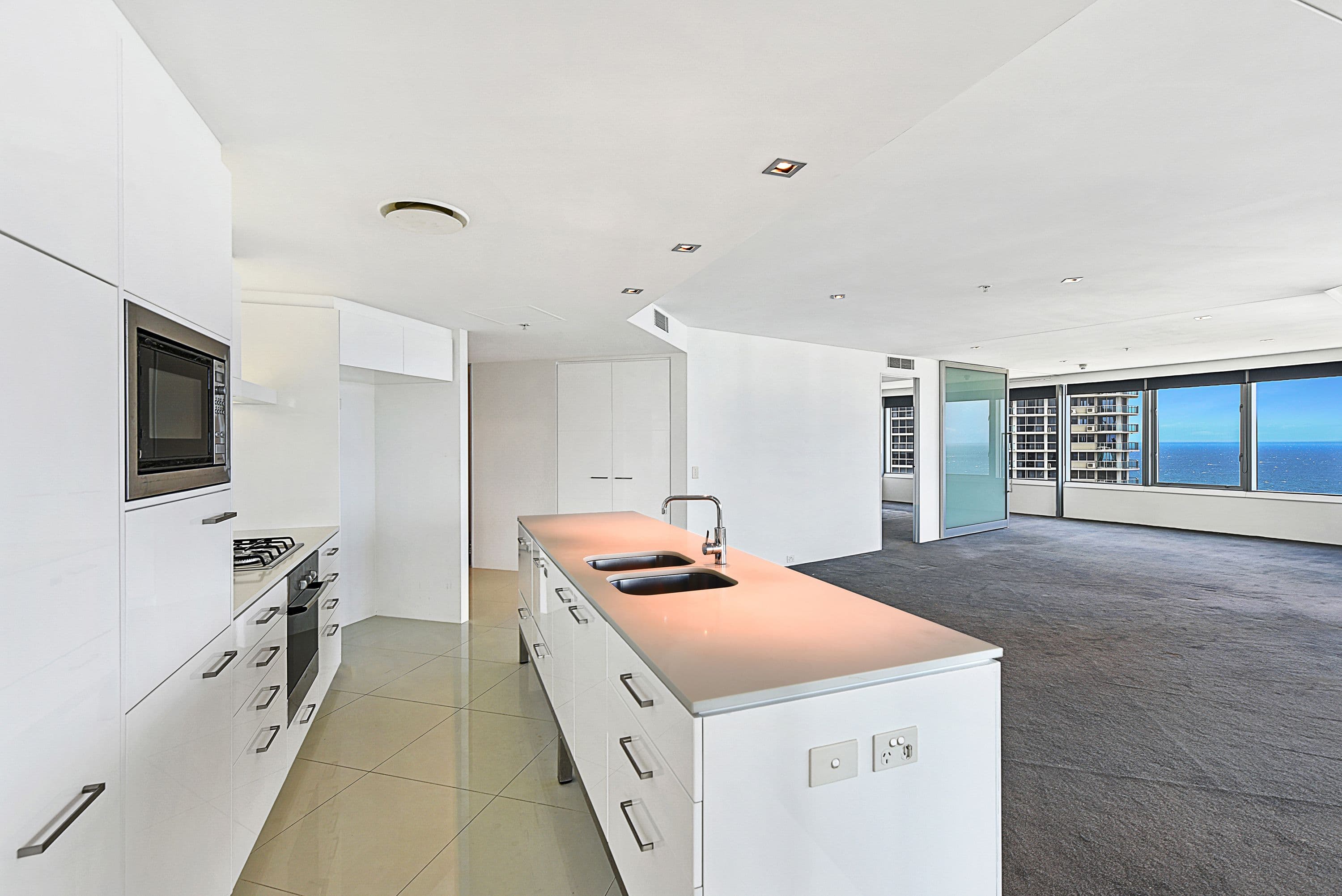 9 Hamilton Avenue, Surfers Paradise QLD 4217, Surfers Paradise - Thumbnail 6