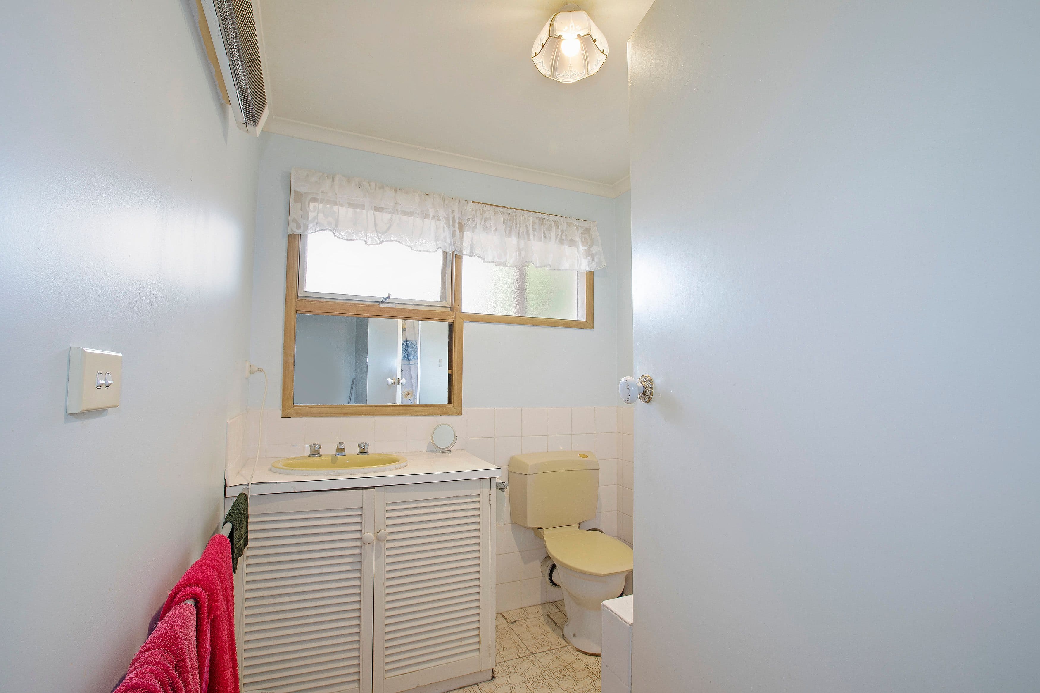 98 South Valley Road, Highton VIC 3216, Highton - Thumbnail 5