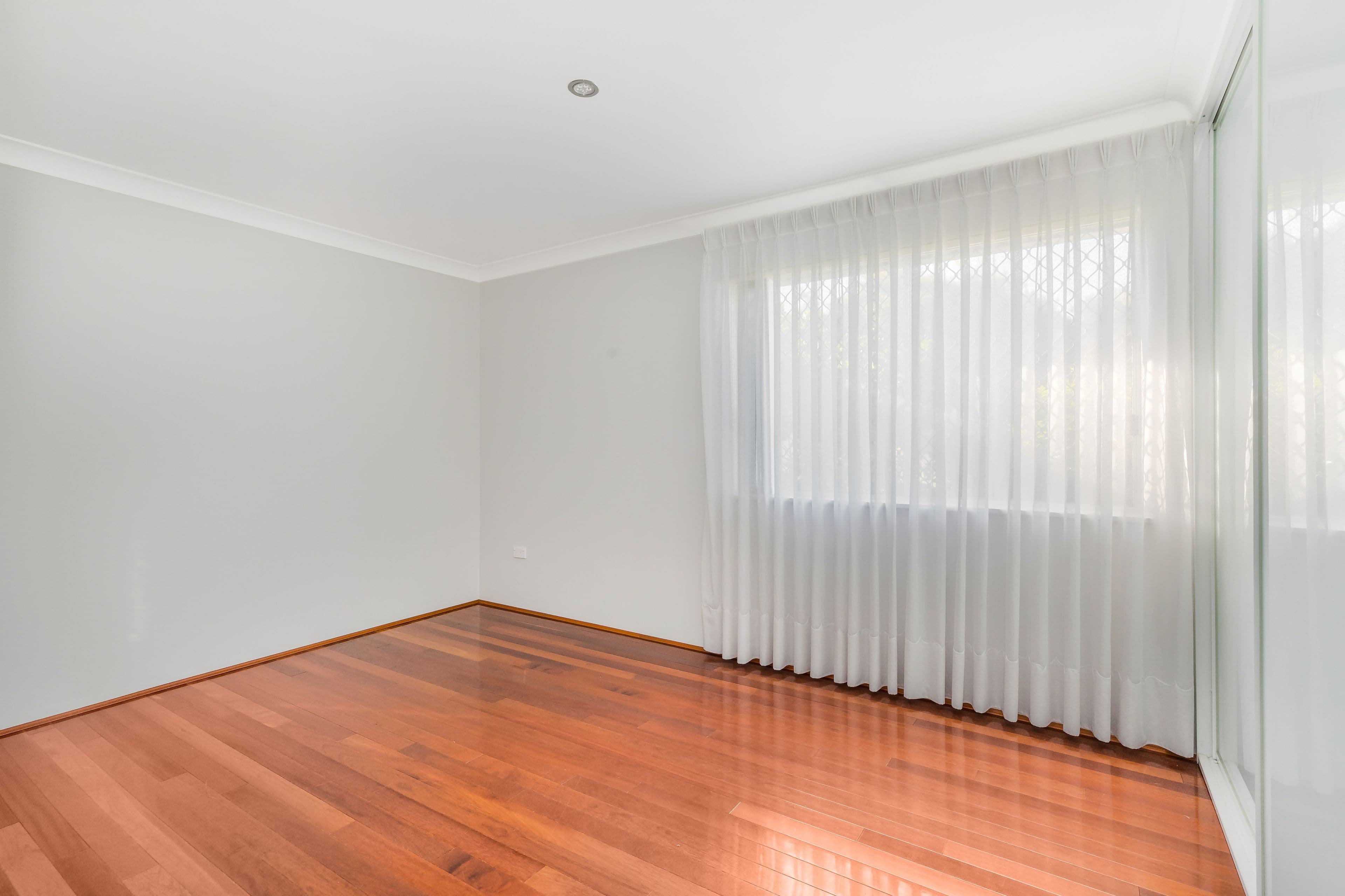 26 Turquoise Crescent, Bossley Park NSW 2176, Bossley Park - Thumbnail 8