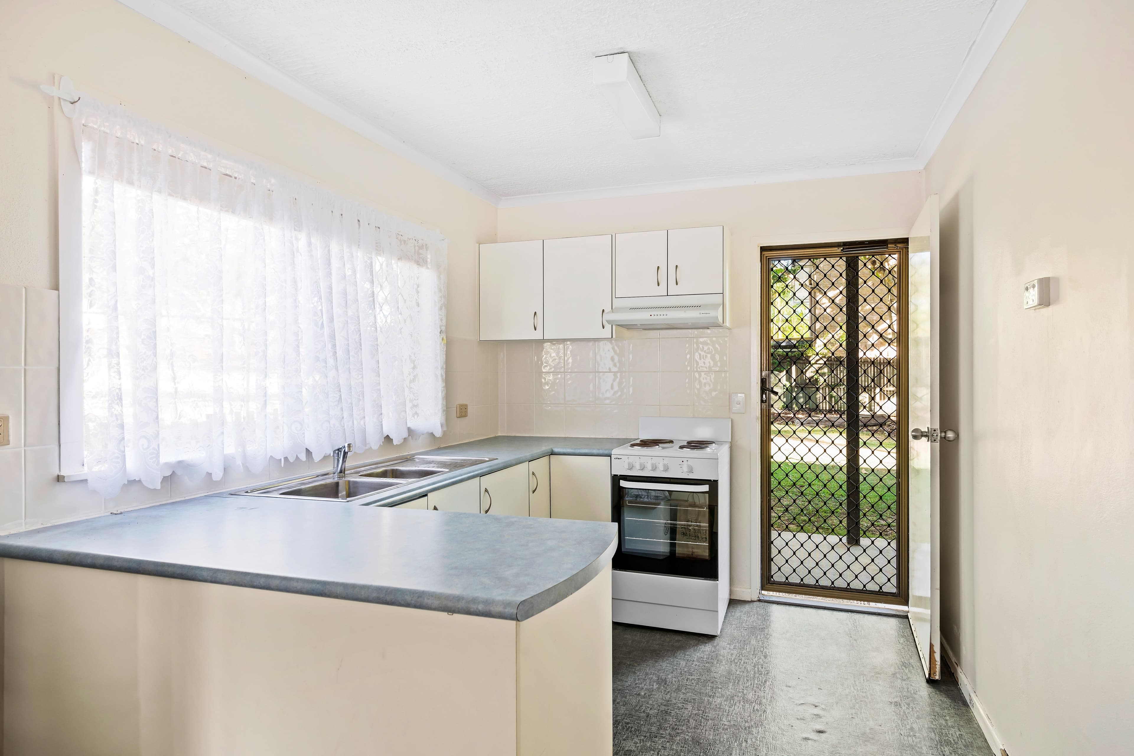 5 Tombarra Street, Mooloolaba QLD 4557, Mooloolaba - Thumbnail 8