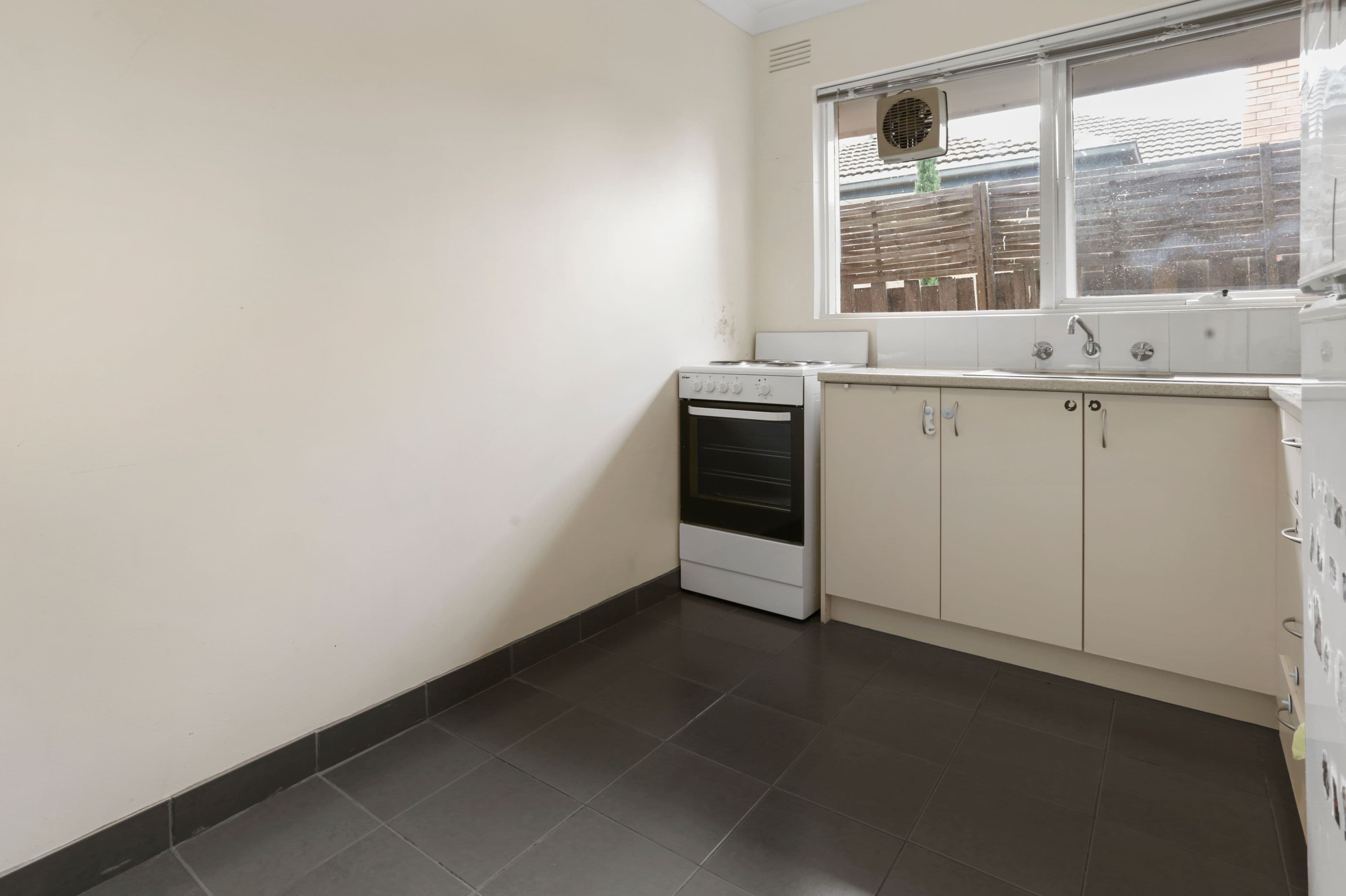 62 Kelvinside Road, Noble Park VIC 3174, Noble Park - Thumbnail 3