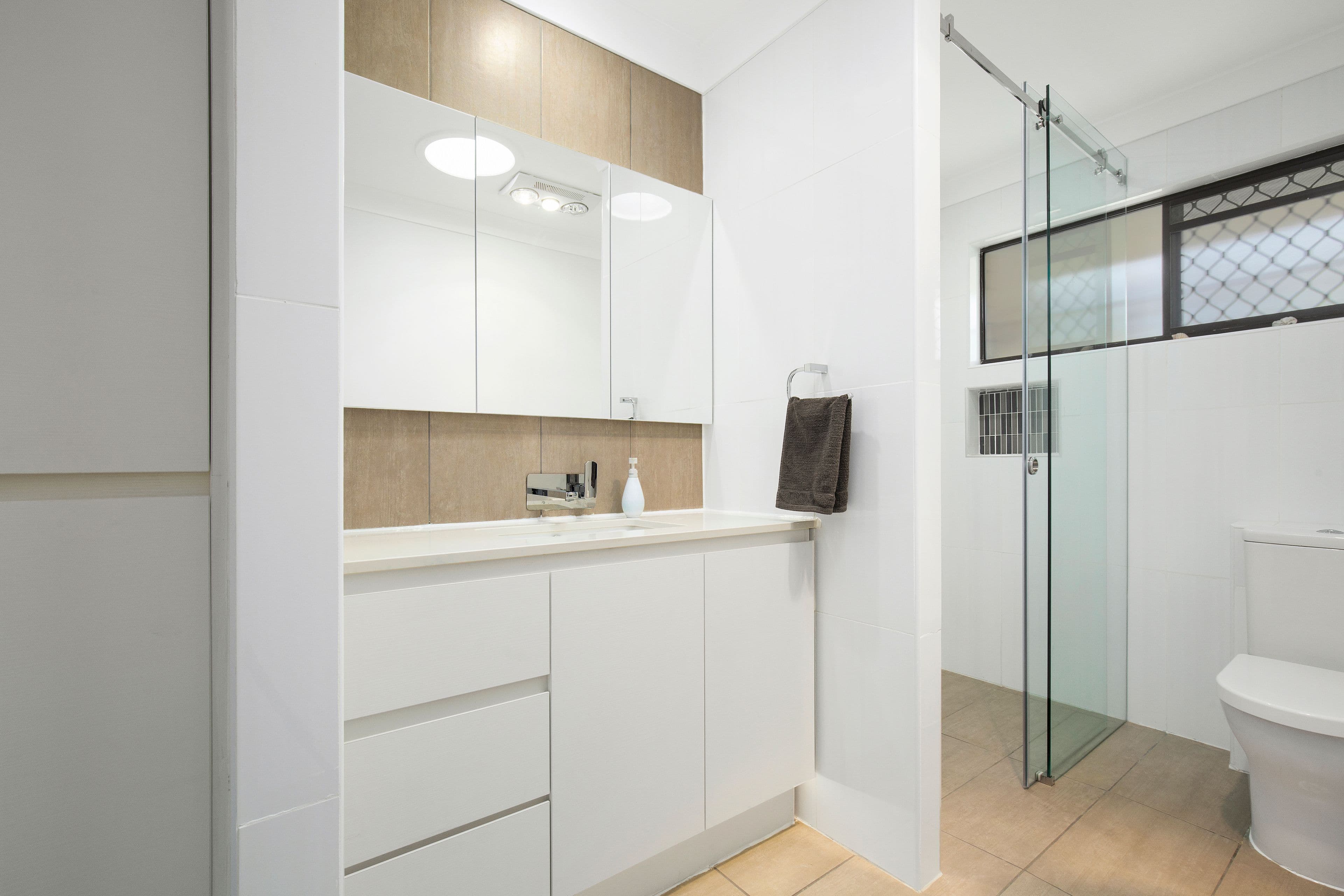7 Peewee Place, Burleigh Waters QLD 4220, Burleigh Waters - Thumbnail 4