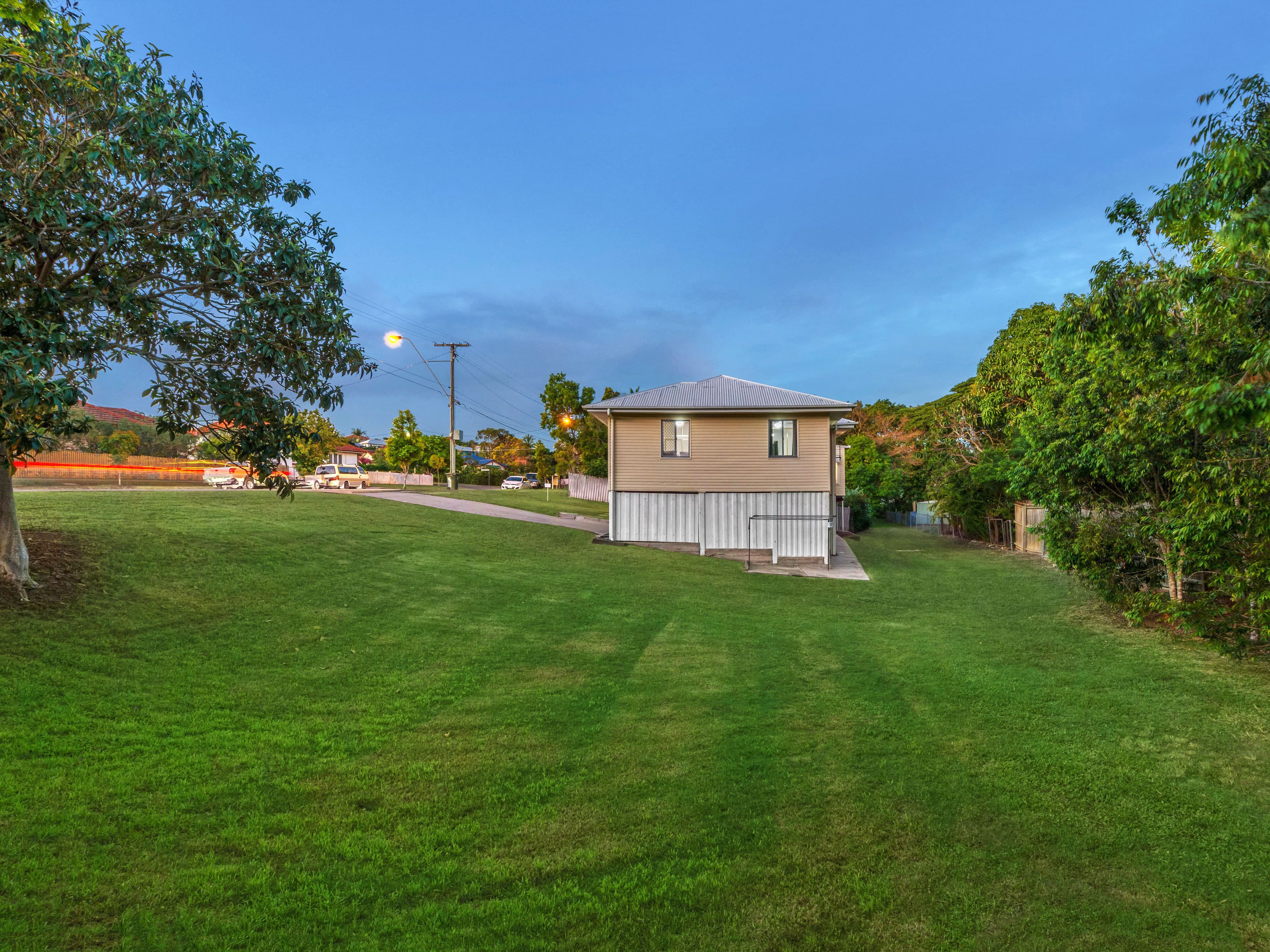 217 Edinburgh Castle Road, Wavell Heights QLD 4012, Wavell Heights - Thumbnail 2
