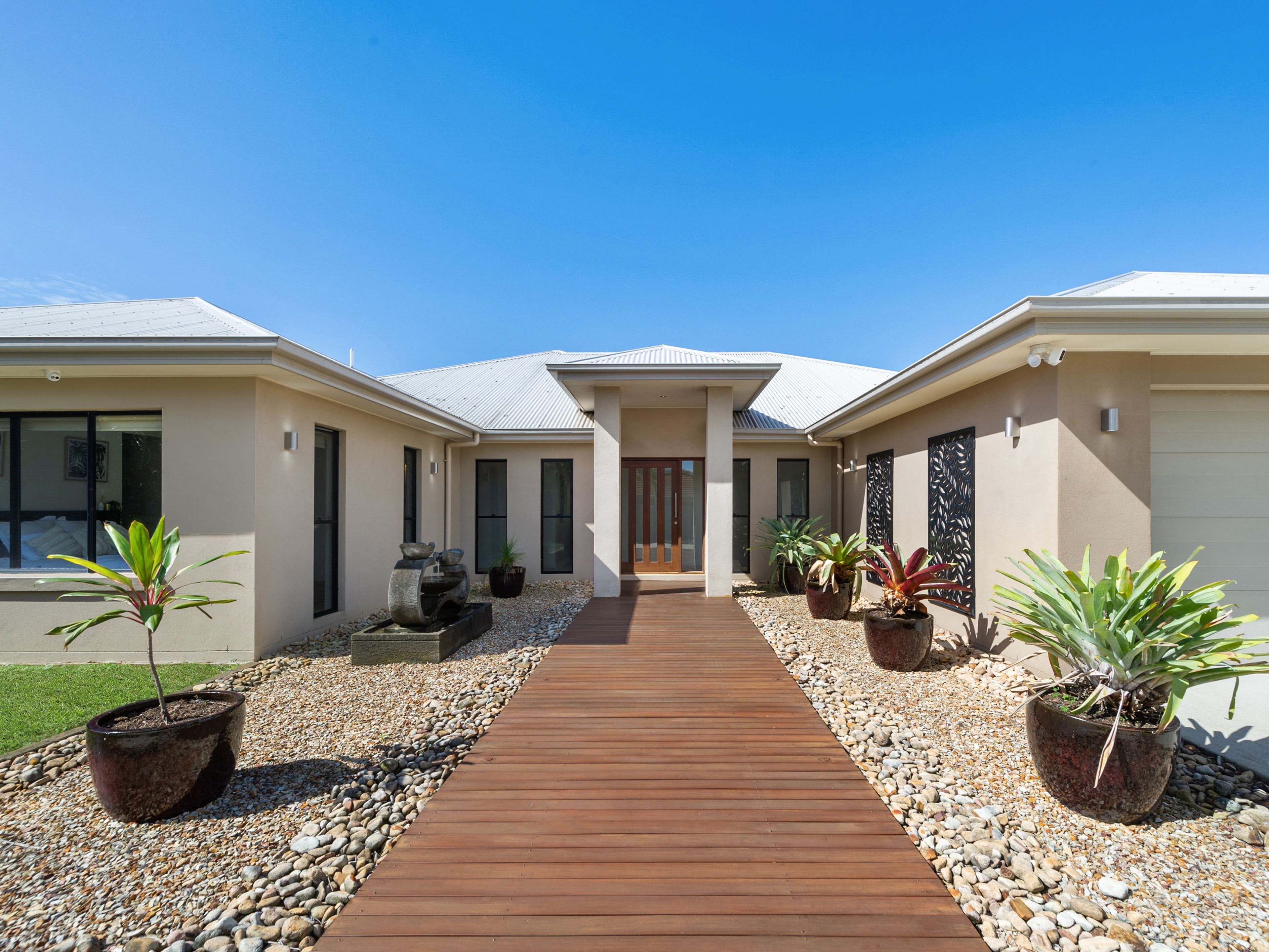 8 Denis Street, Murrumba Downs QLD 4503, Murrumba Downs - Thumbnail 2