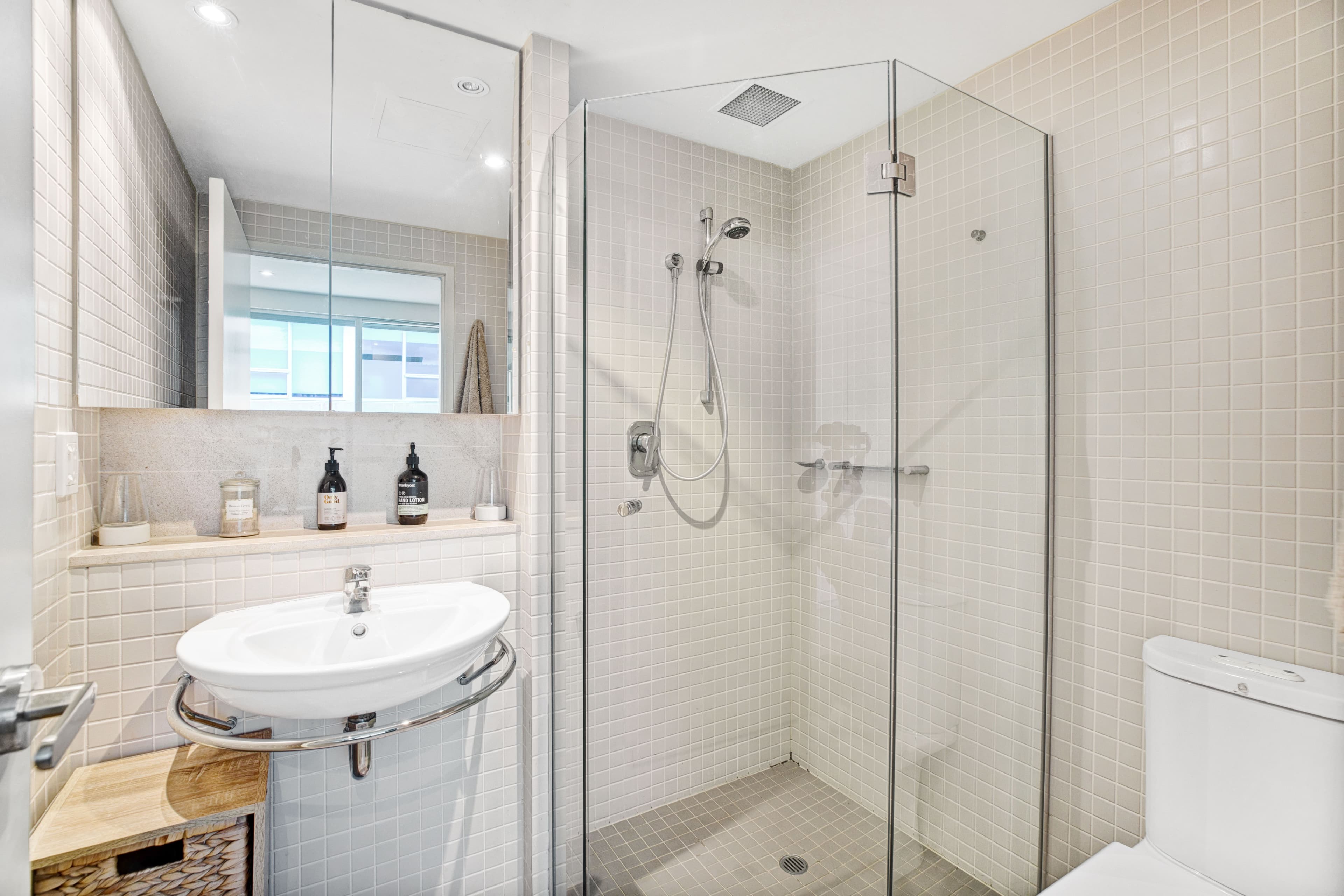 16 Holdfast Promenade, Glenelg SA 5045, Glenelg - Thumbnail 6