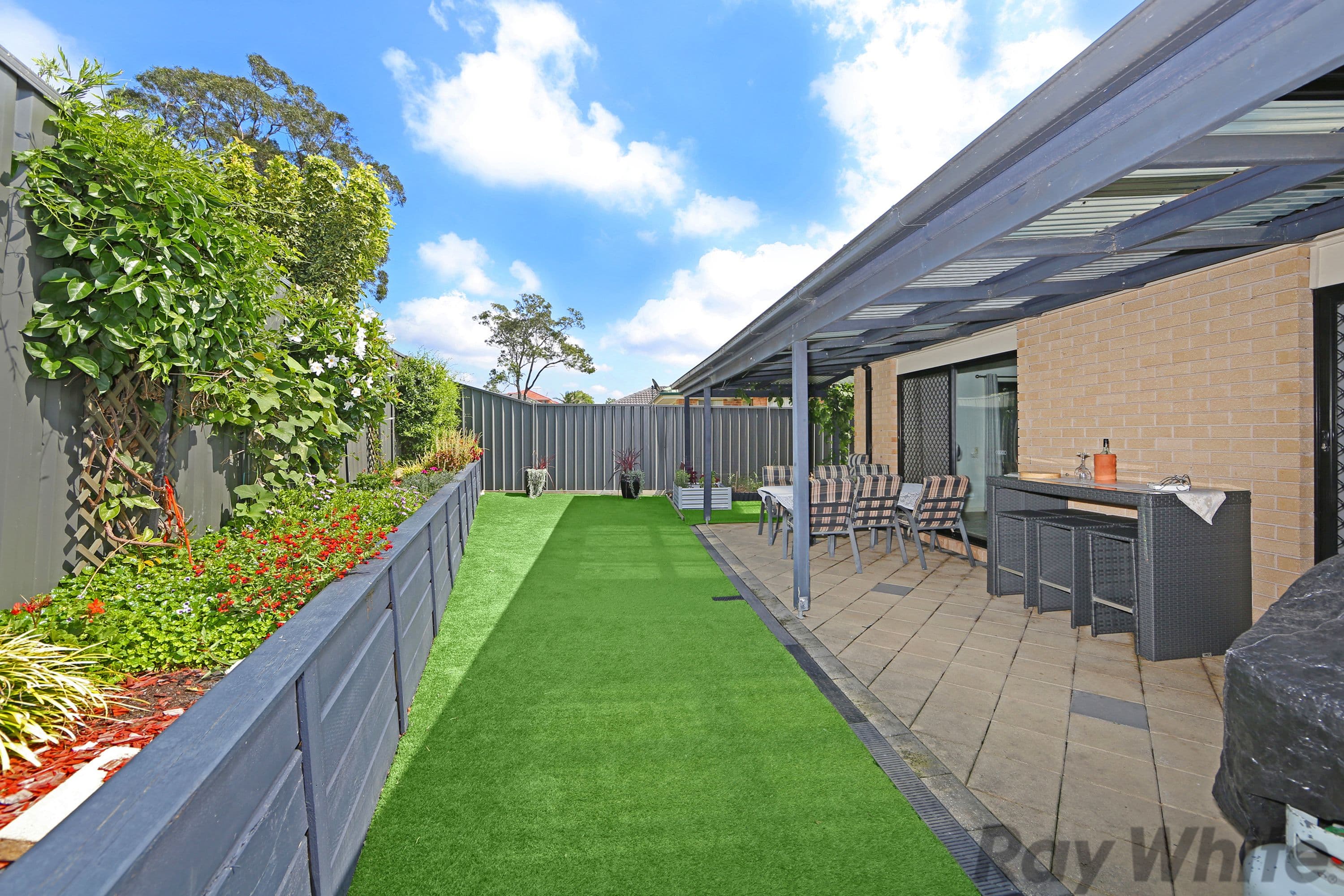 37 Birch Drive, Hamlyn Terrace - Thumbnail 3