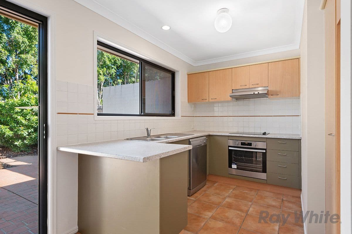 25 Buckingham Place, Eight Mile Plains QLD 4113, Eight Mile Plains - Thumbnail 5