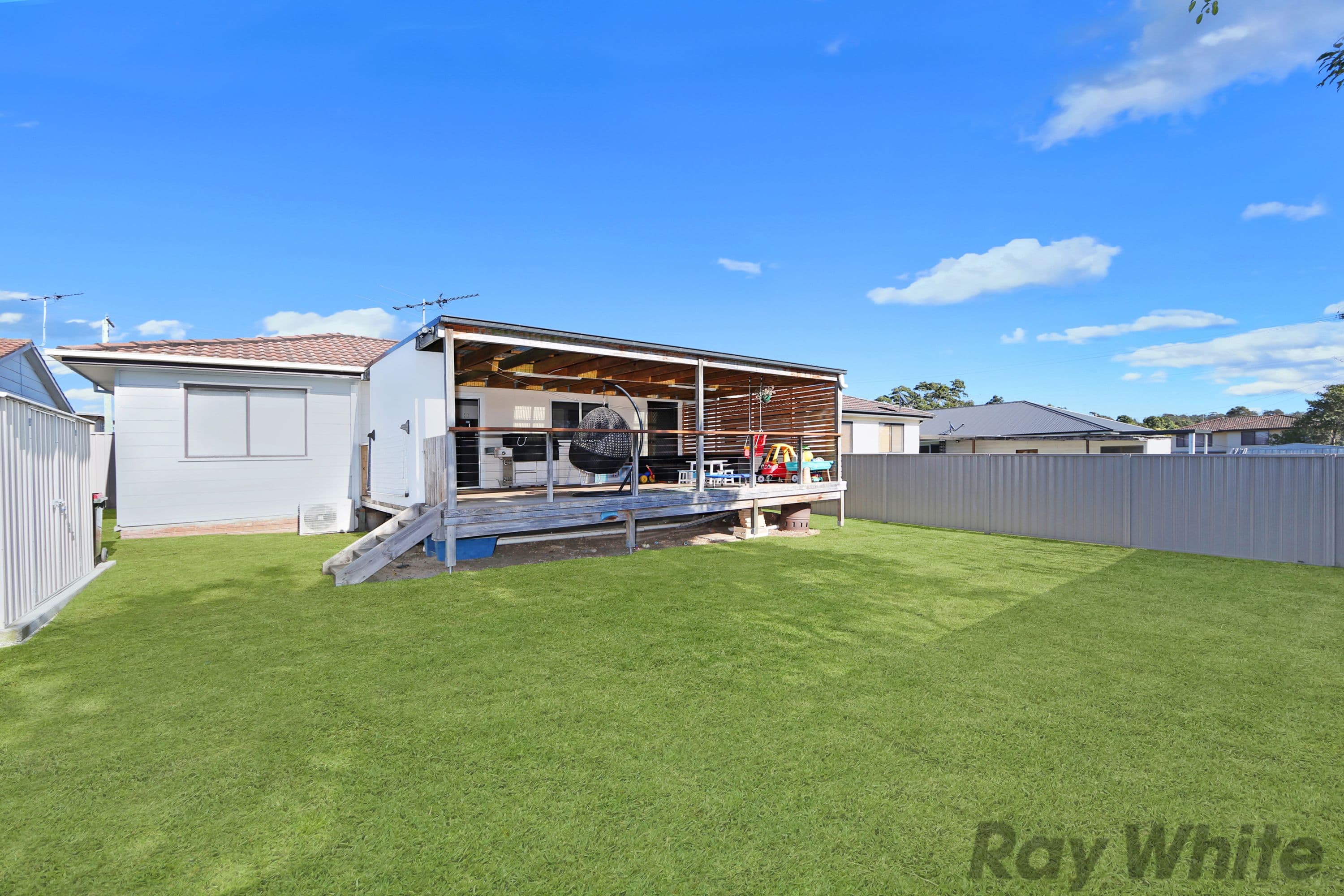 49 Robson Avenue, Gorokan - Thumbnail 2