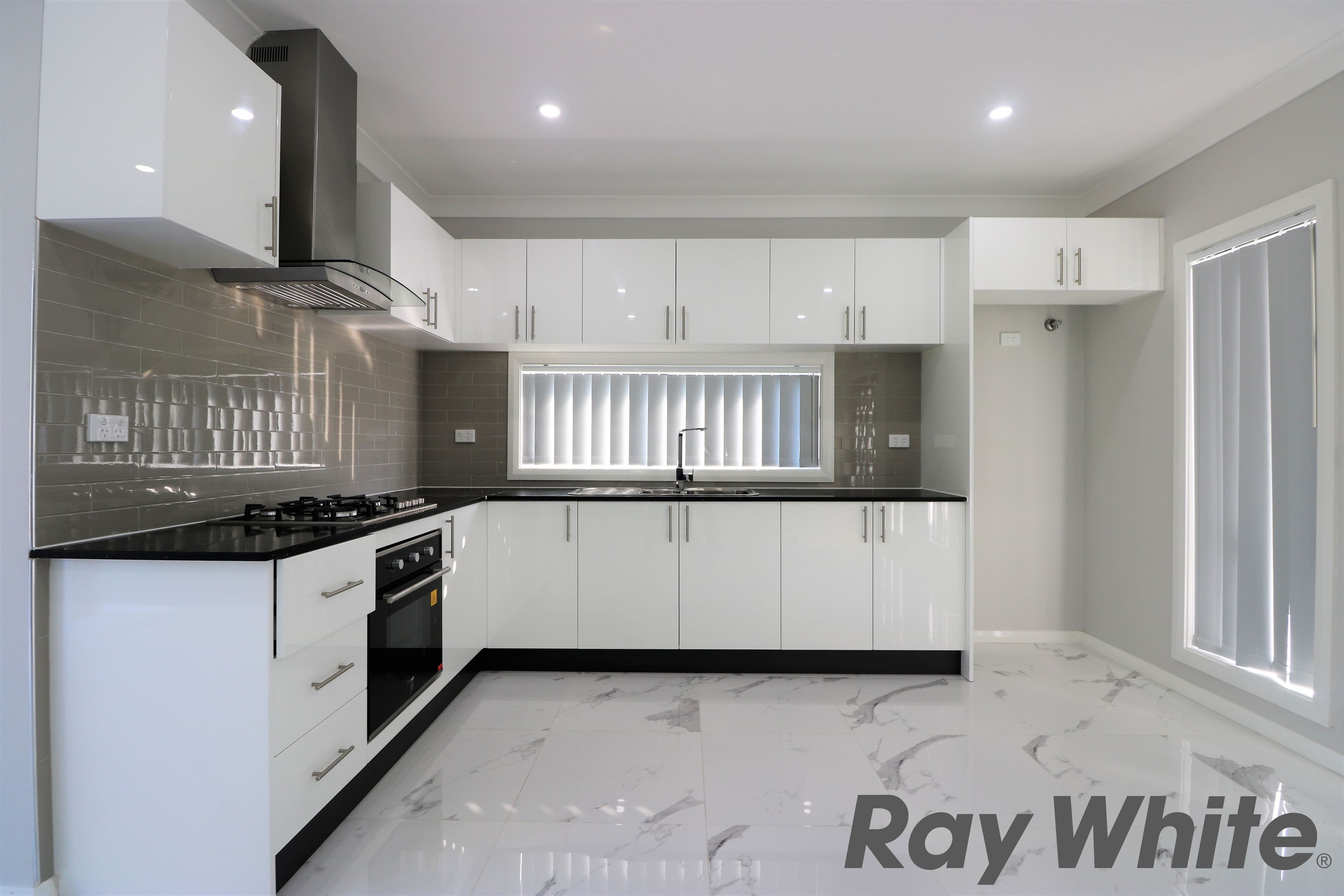 5A Savery Place, Fairfield West NSW 2165, Fairfield West - Thumbnail 3