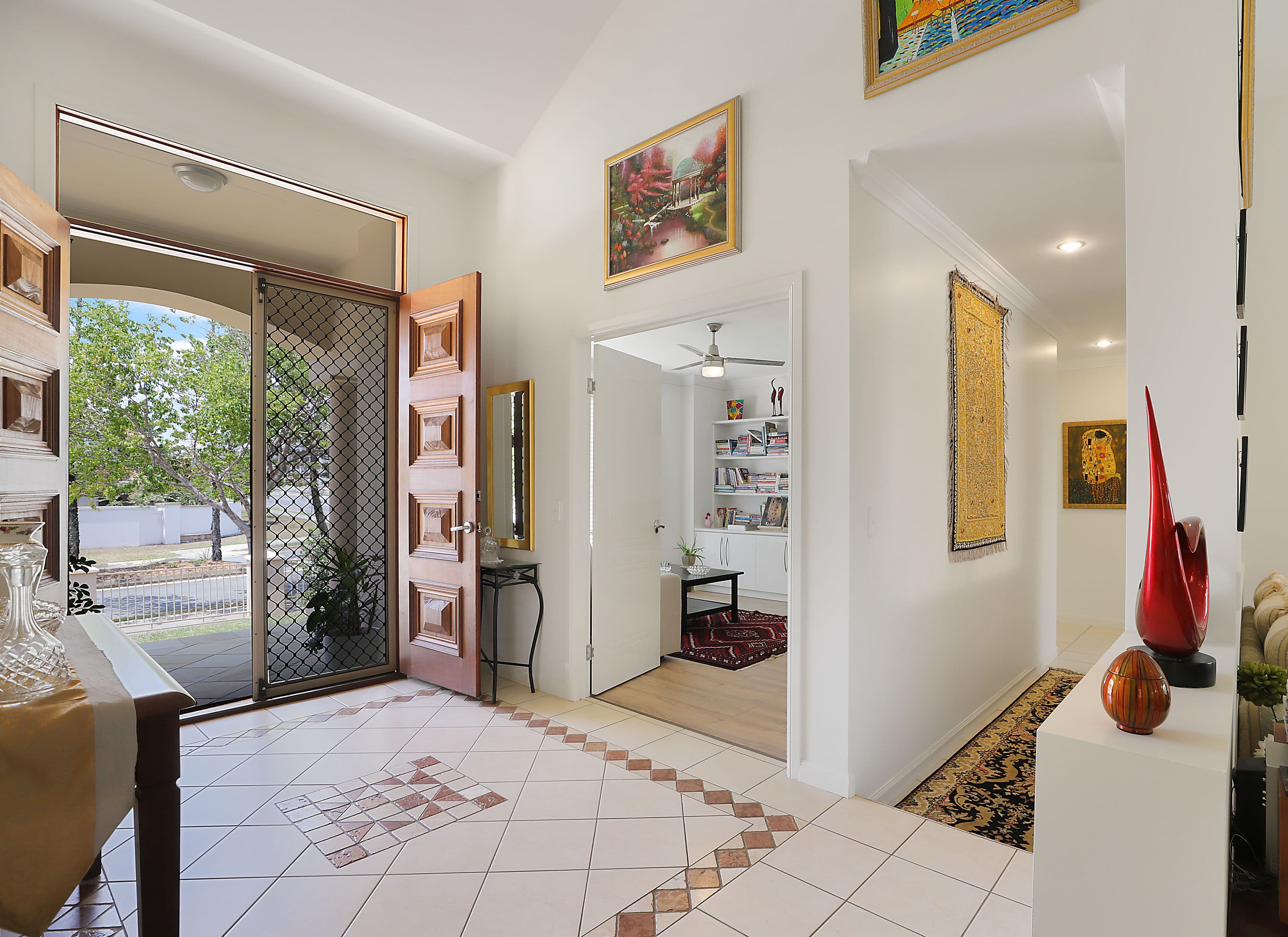2 Pine Valley Drive, Robina QLD 4226, Robina - Thumbnail 5