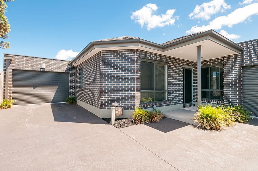 95 Dianne Avenue, Craigieburn VIC 3064, Craigieburn - Image 1