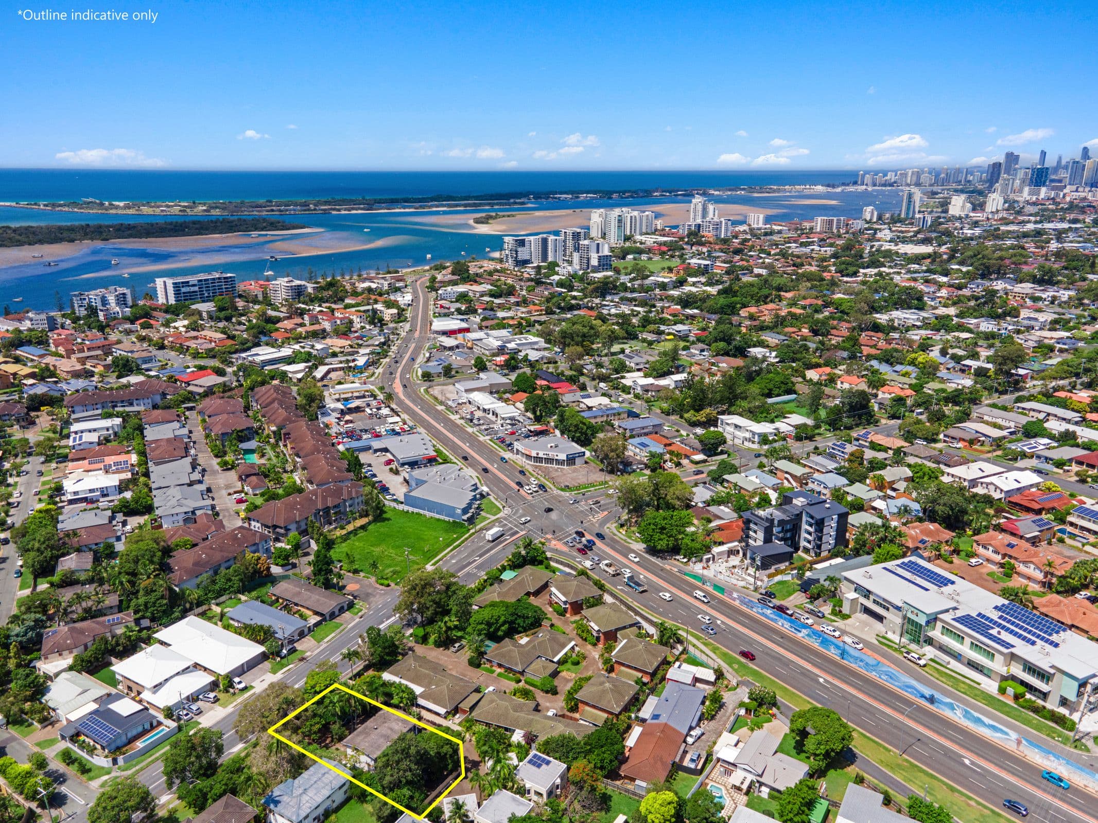 18 Hollywell Road, Biggera Waters QLD 4216, Biggera Waters - Thumbnail 4