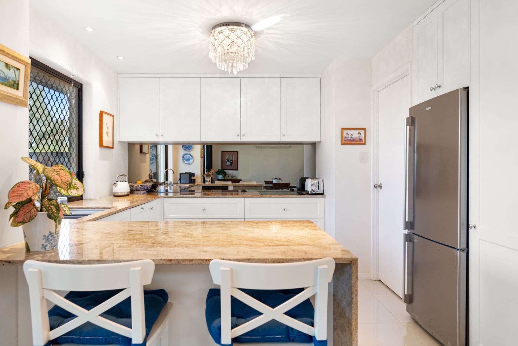 12 Mailey Street, Mansfield QLD 4122, Mansfield - Thumbnail 6