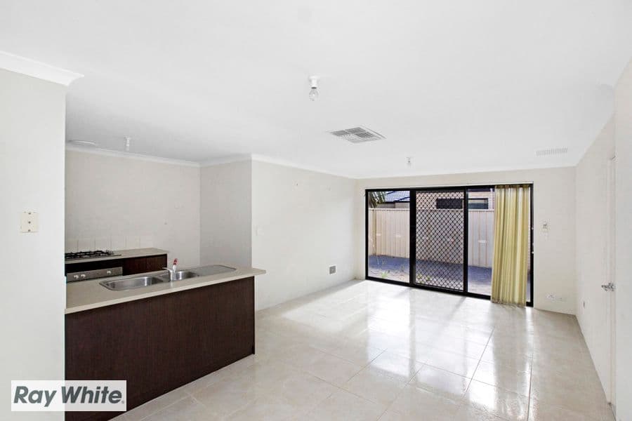 211B Mirrabooka Avenue, Balga WA 6061, Balga - Thumbnail 3