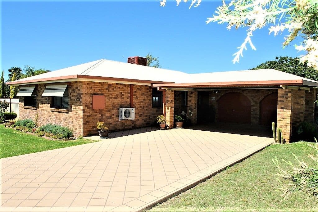 218 Hawker Street, Quirindi - Image 1