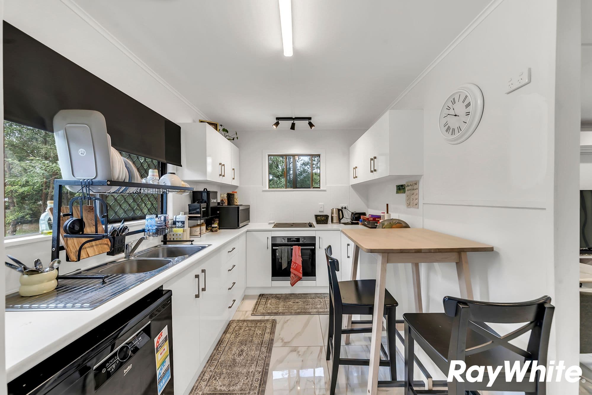14 Roberts Street, North Ipswich QLD 4305, North Ipswich - Thumbnail 4