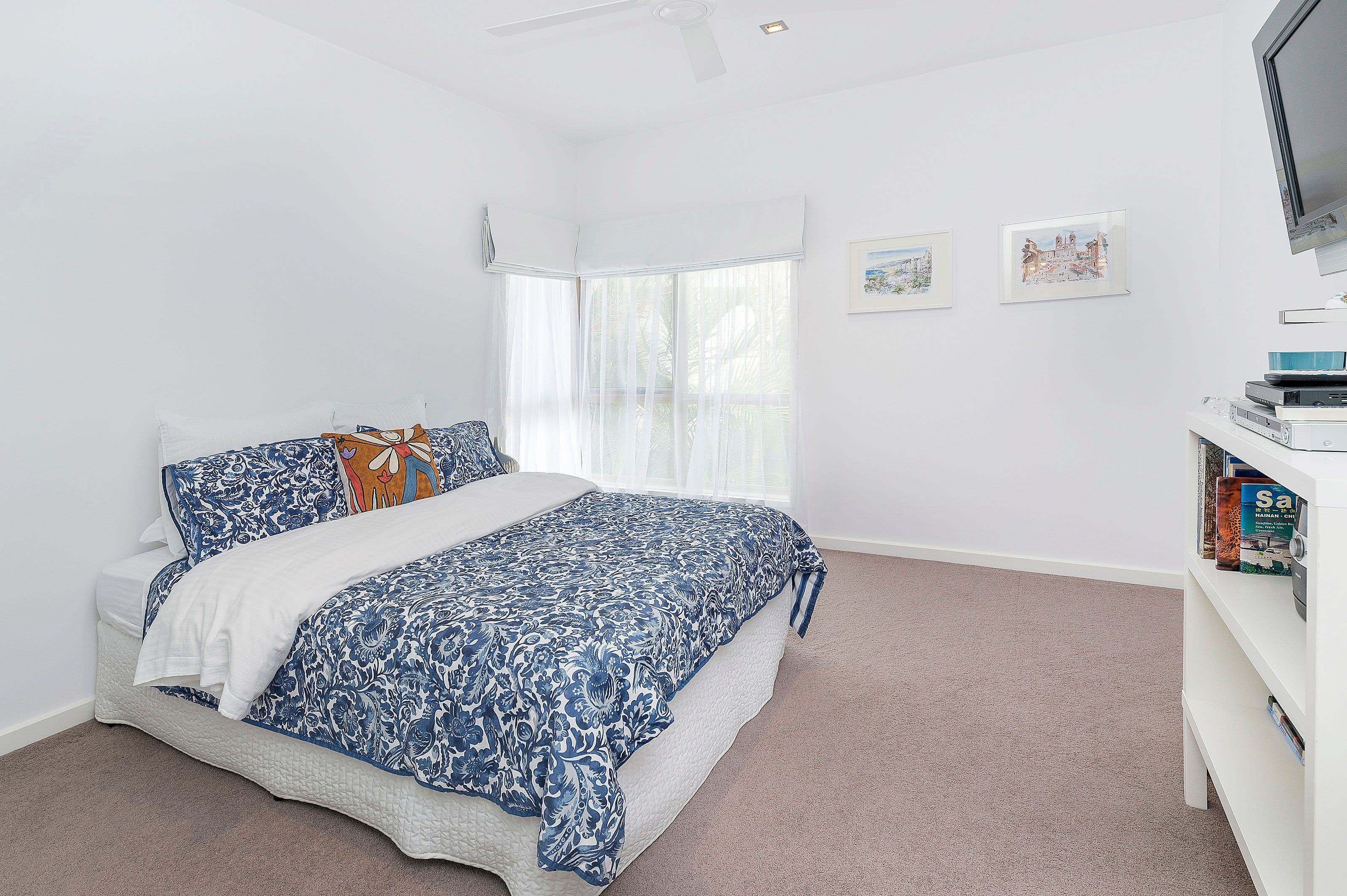 6054 Garda Avenue, Hope Island QLD 4212, Hope Island - Thumbnail 8