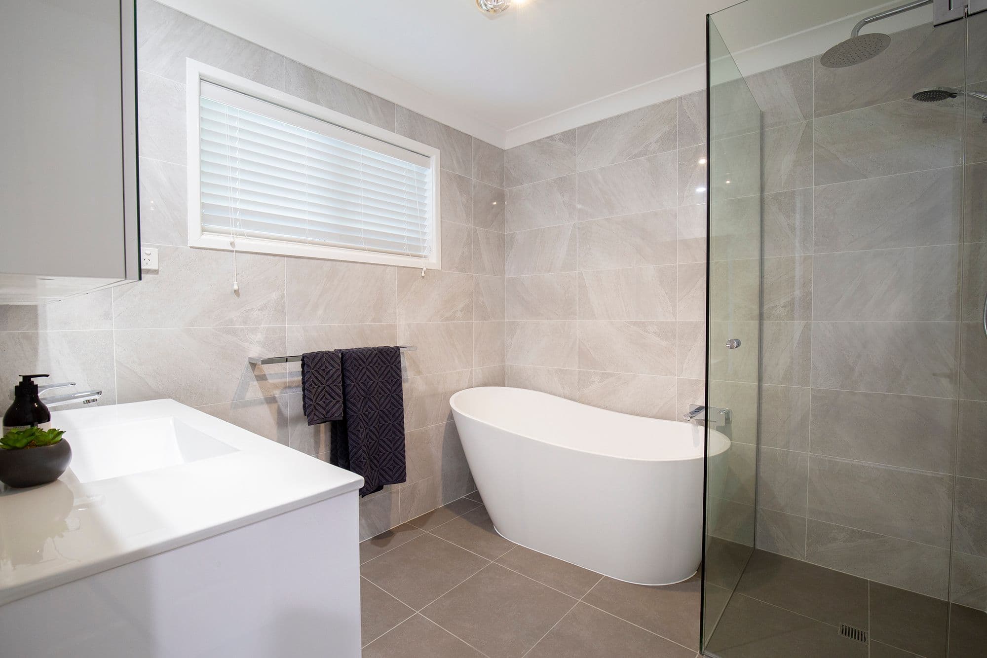 6 Cartella Place, Macquarie Hills - Thumbnail 8