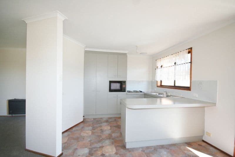 9 Carpenter Close, Calwell ACT 2905, Calwell - Thumbnail 3