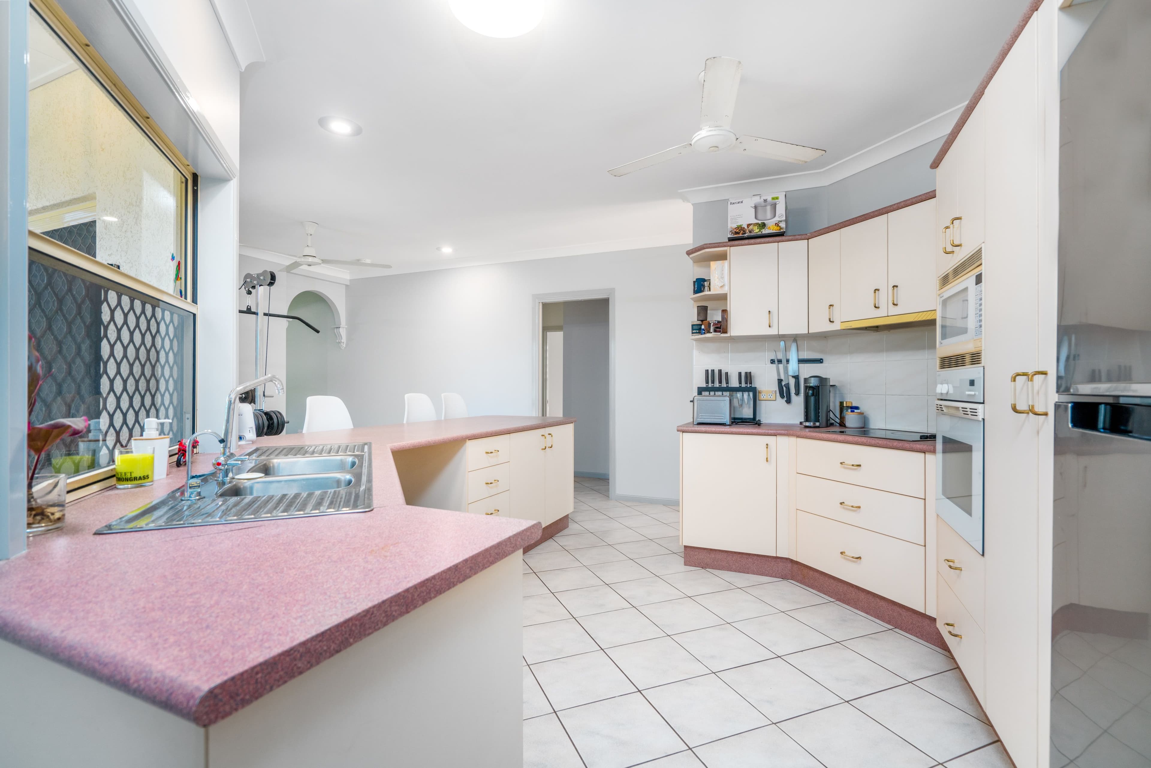 287 Robert Road, Bentley Park QLD 4869, Bentley Park - Thumbnail 3