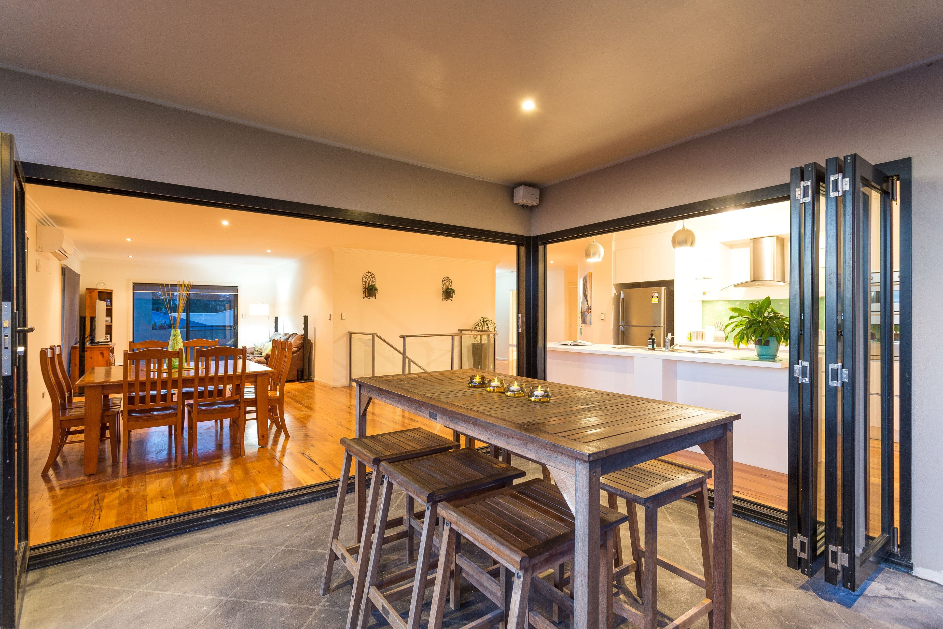 4 Coastal View Drive, Tallwoods Village - Thumbnail 2