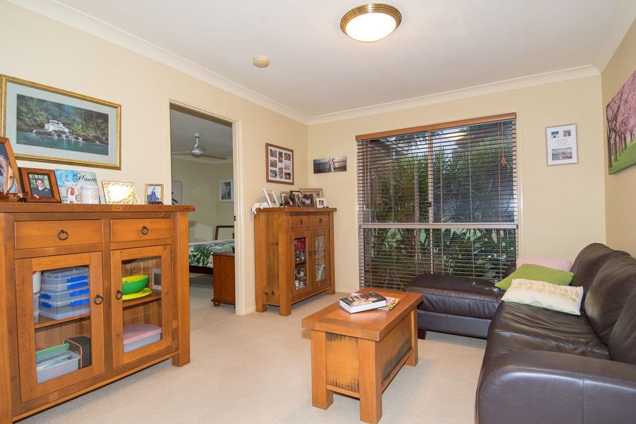 8 Makemo Street, Pacific Pines QLD 4211, Pacific Pines - Thumbnail 3