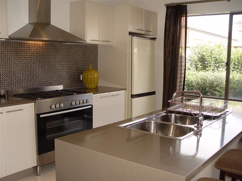 19 Reflections Boulevard, Tarneit VIC 3029, Tarneit - Thumbnail 3