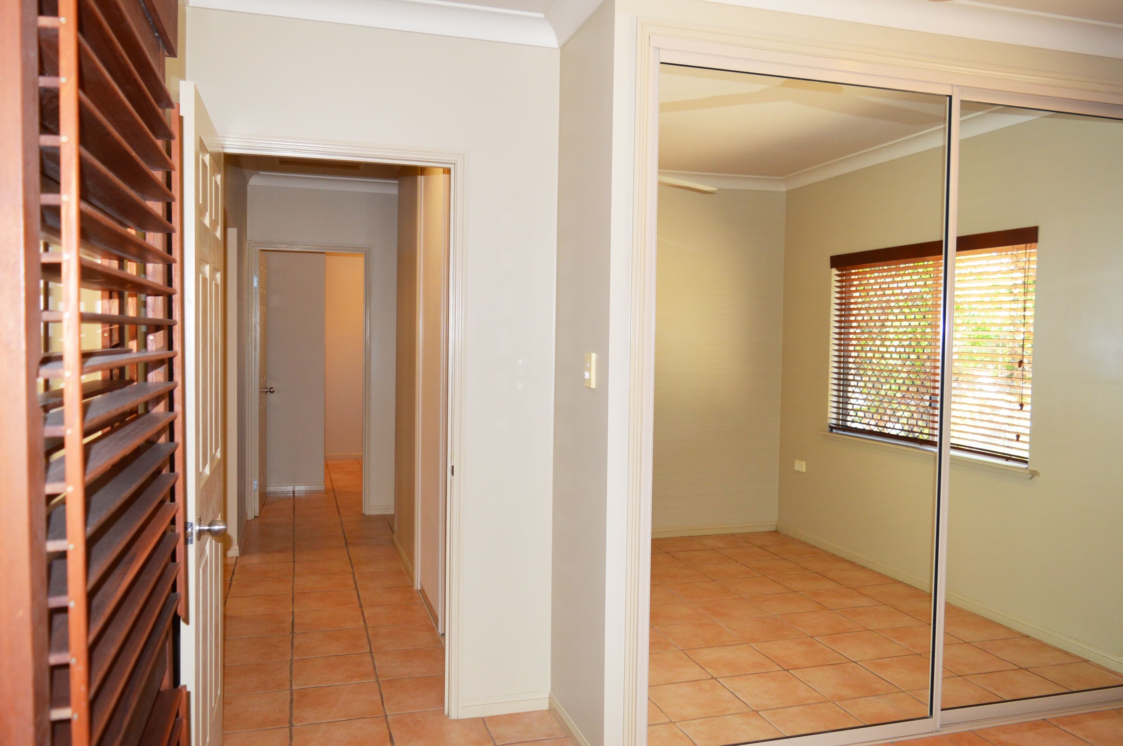 12 McNamara Street, Wongaling Beach QLD 4852, Wongaling Beach - Thumbnail 8