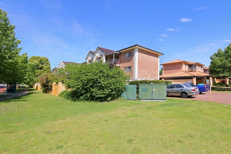 9/79 Waverley Road, COOLBELLUP WA 6163, Coolbellup - Thumbnail 2