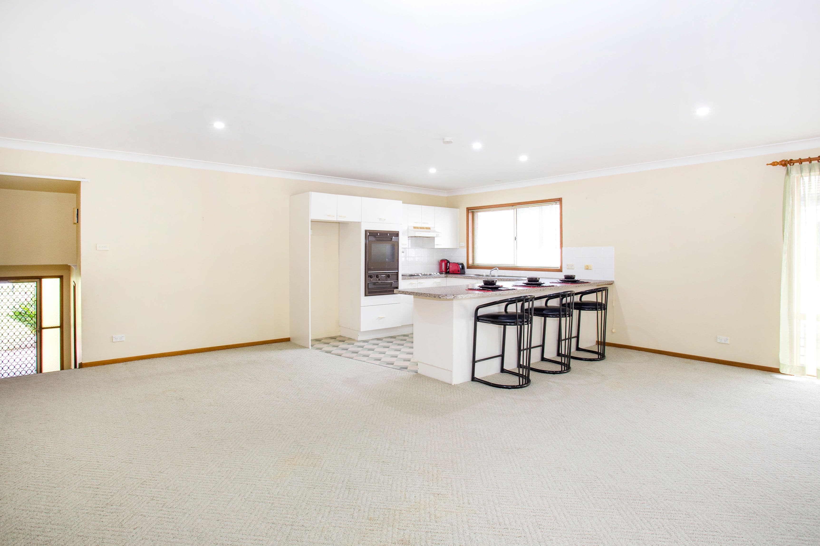 46 Kings Point Drive, Kings Point - Thumbnail 7
