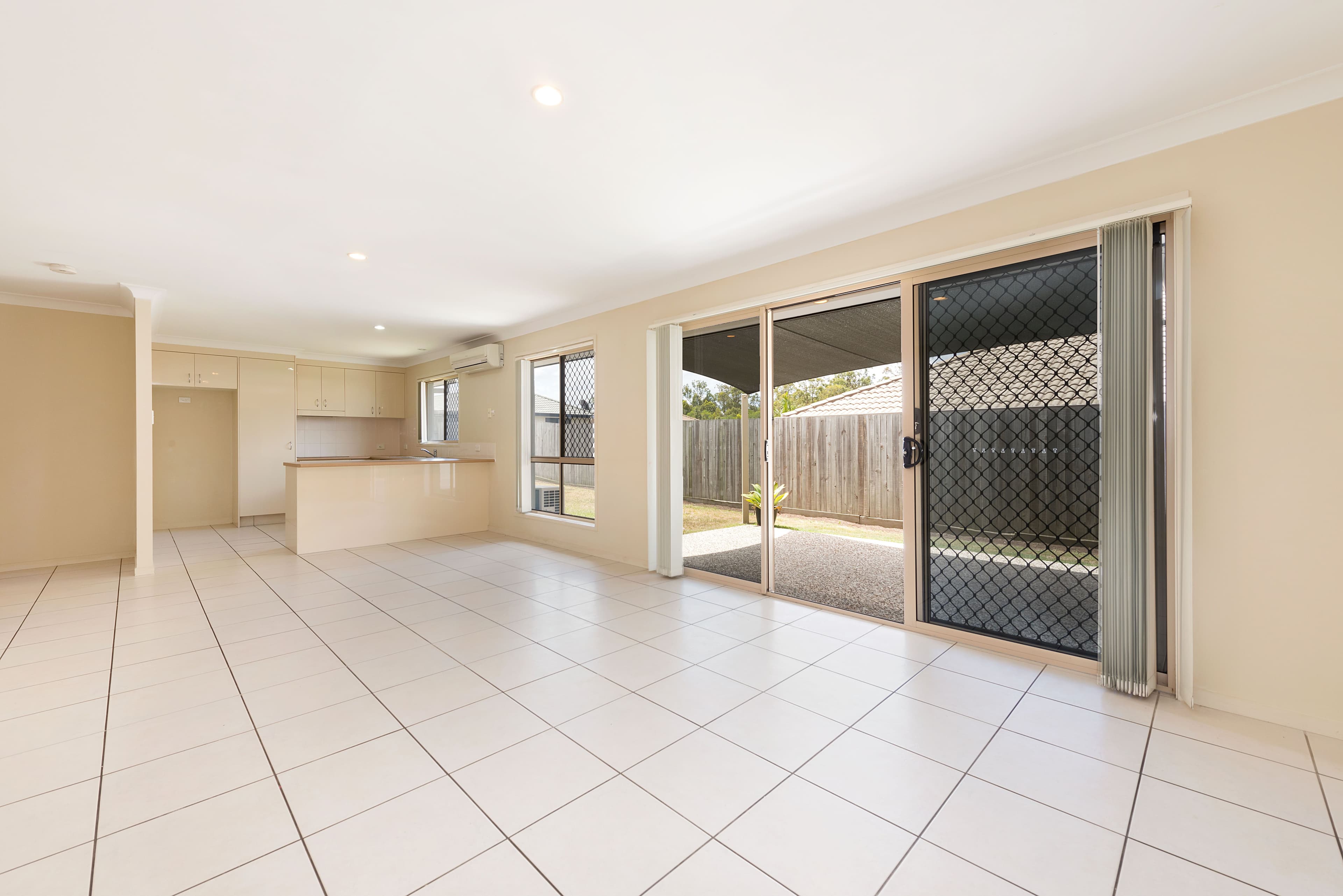 6 Rutland Street, Heritage Park QLD 4118, Heritage Park - Thumbnail 5