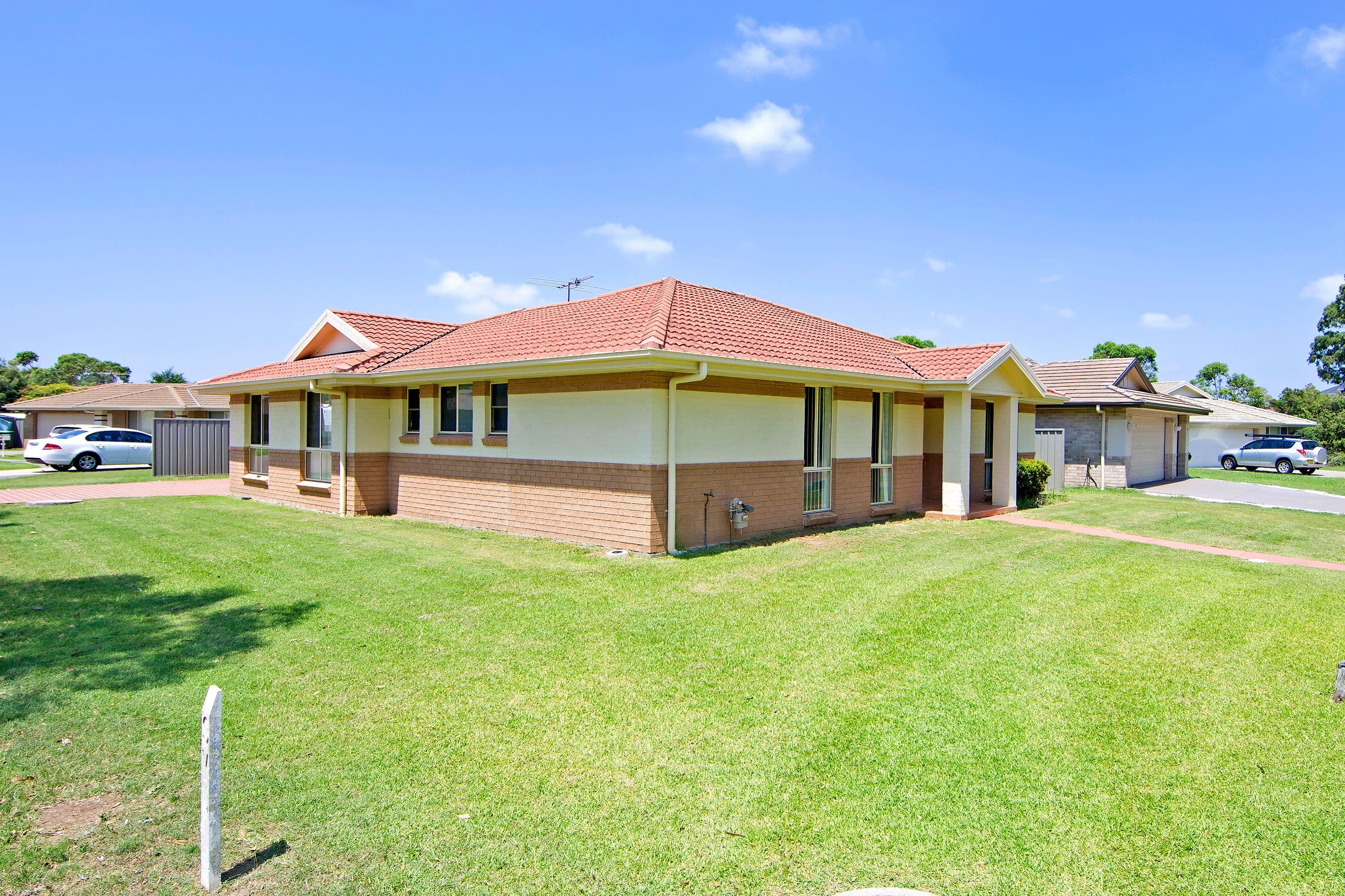 19 Peony Place, Hamlyn Terrace - Thumbnail 3