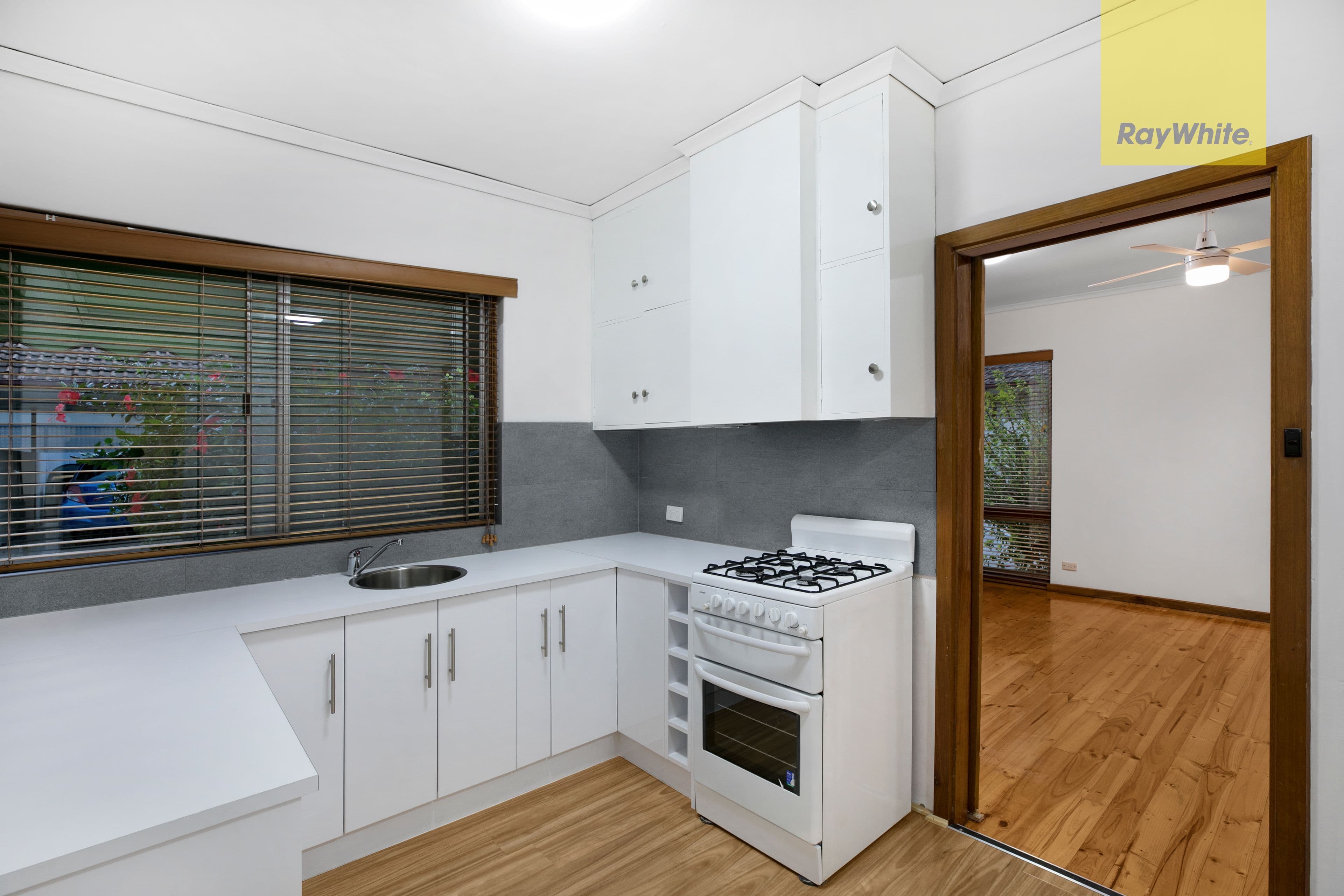 3/7 Olive Street, Glenelg SA 5045, Glenelg - Thumbnail 3