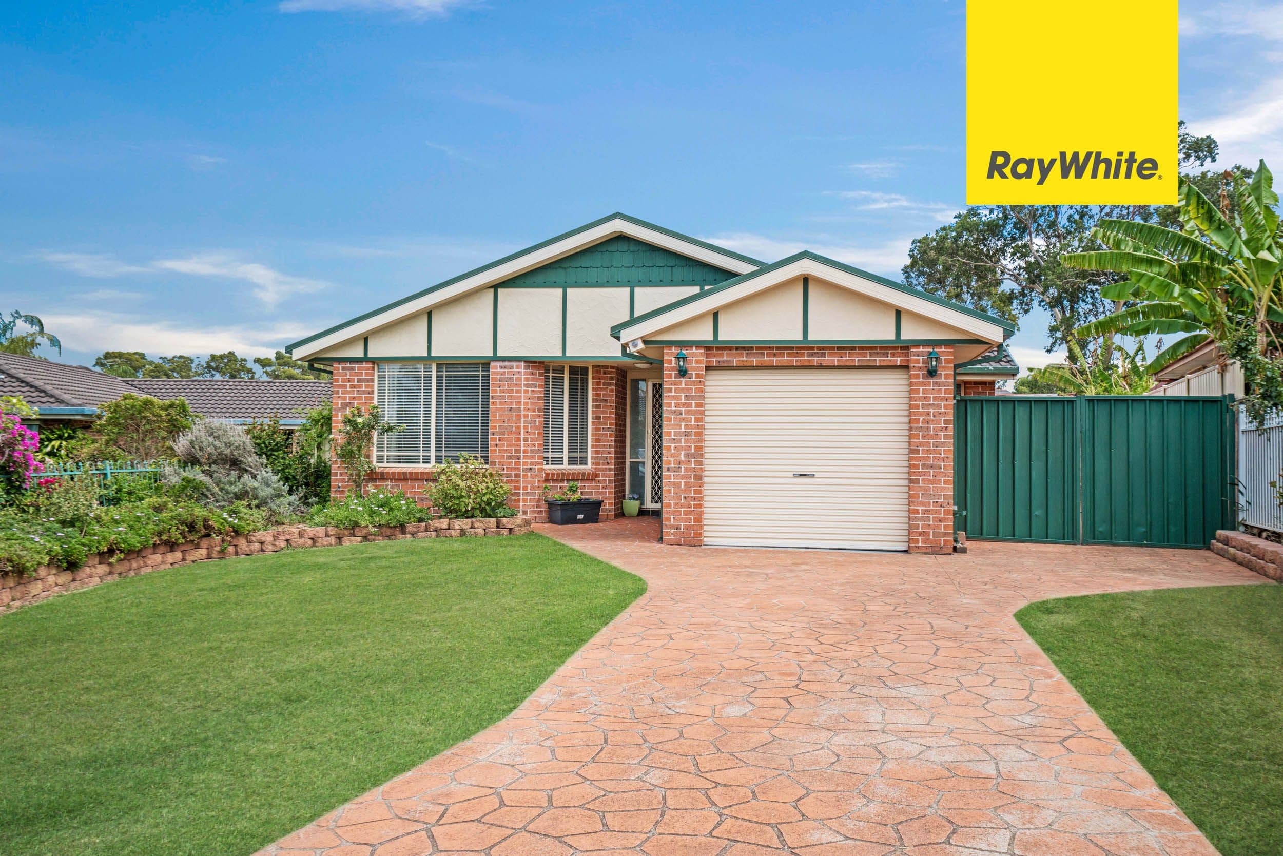 4 Gale Place, Oakhurst - Image 1